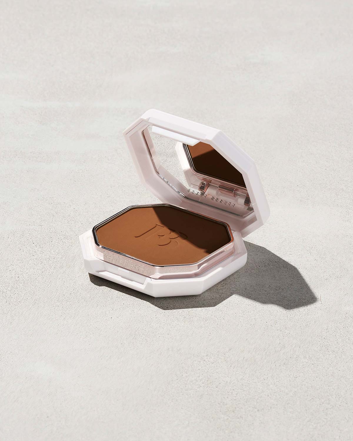 Pro Filt'r Soft Matte Powder Foundation - Shade #420 | Oil-Free, Long-Lasting Coverage for Flawless Skin | Perfect for Everyday Wear & Special Occasions