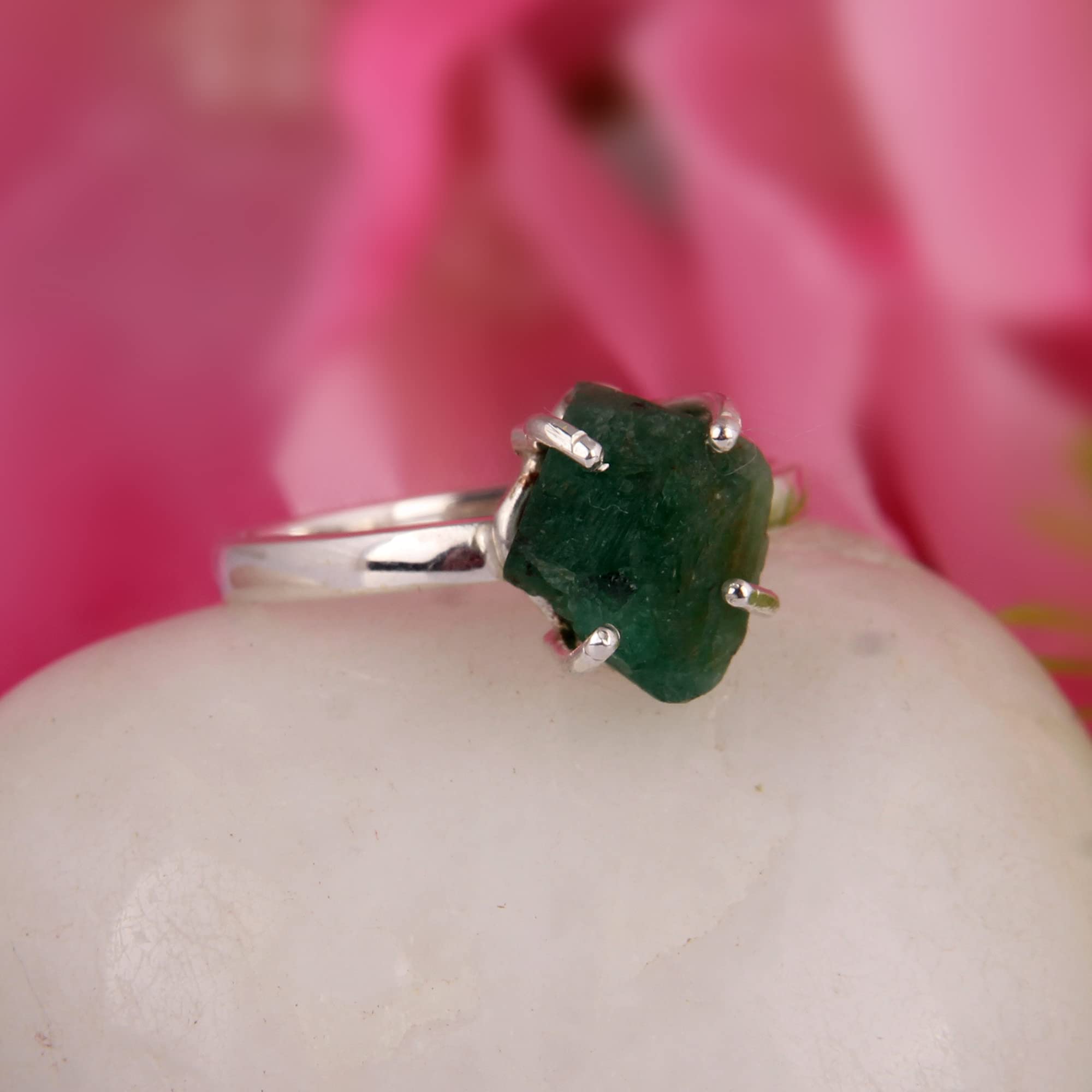 PANOPLY Emerald Rough Raw Emerald Ring - May Birthstone, Uncut Raw Gemstone Solitaire Ring for Stacking, Engagement, or Gift for Her (Size 9.5, 12mm) - Perfect for Everyday Wear, Special Occasions & Jewelry Collections