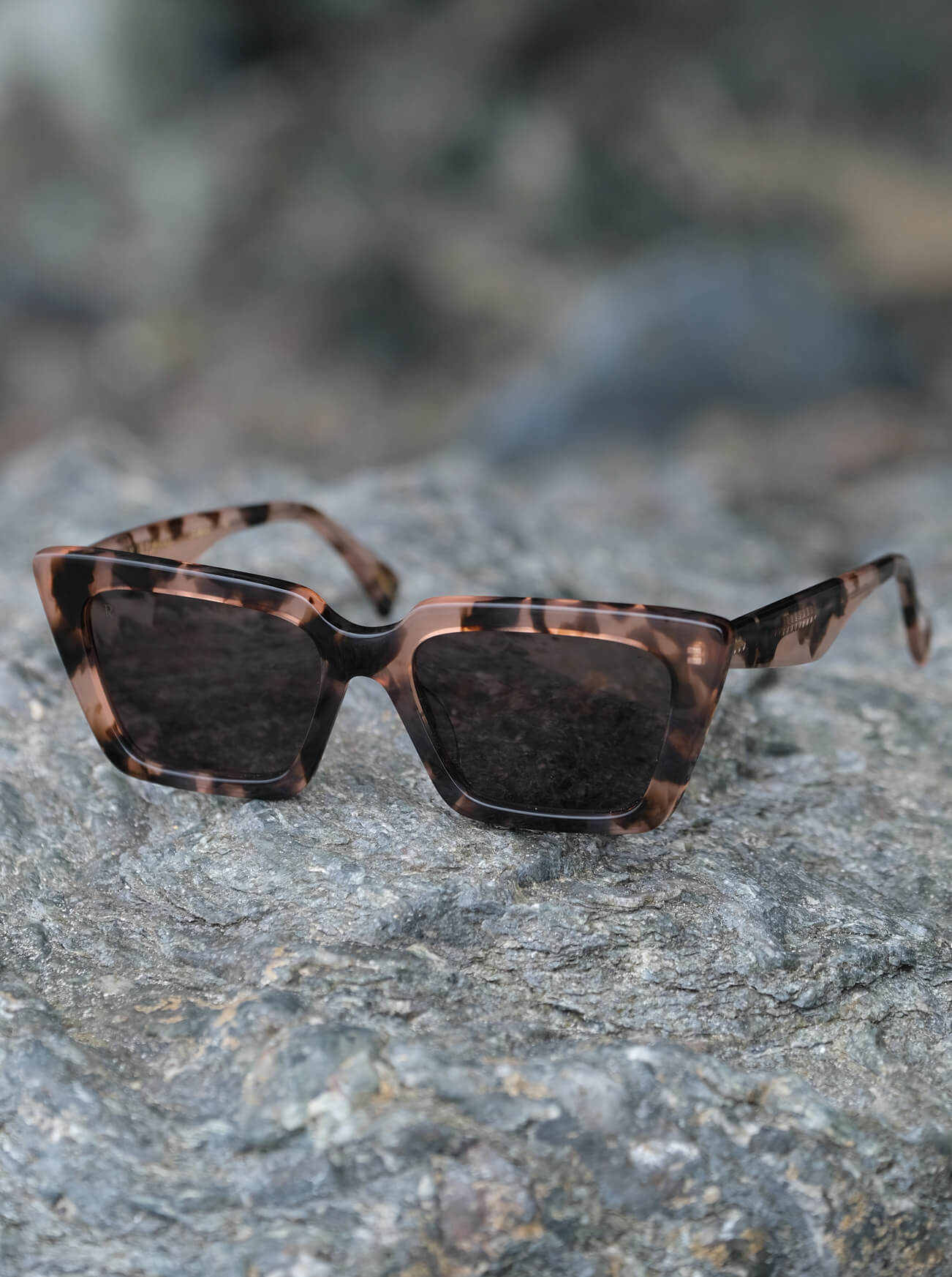 KEERA Coral Tortoise Sunglasses - Dark Smoke Lens 54mm - UV Protection & Polarized for Outdoor Activities, Beach, Driving & Fashion Accessories