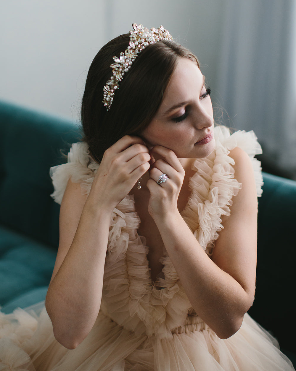 Ophelia Pearl Crown - Elegant Pearl Tiara for Weddings, Prom & Special Occasions | Vintage-Inspired Bridal Headpiece for Women