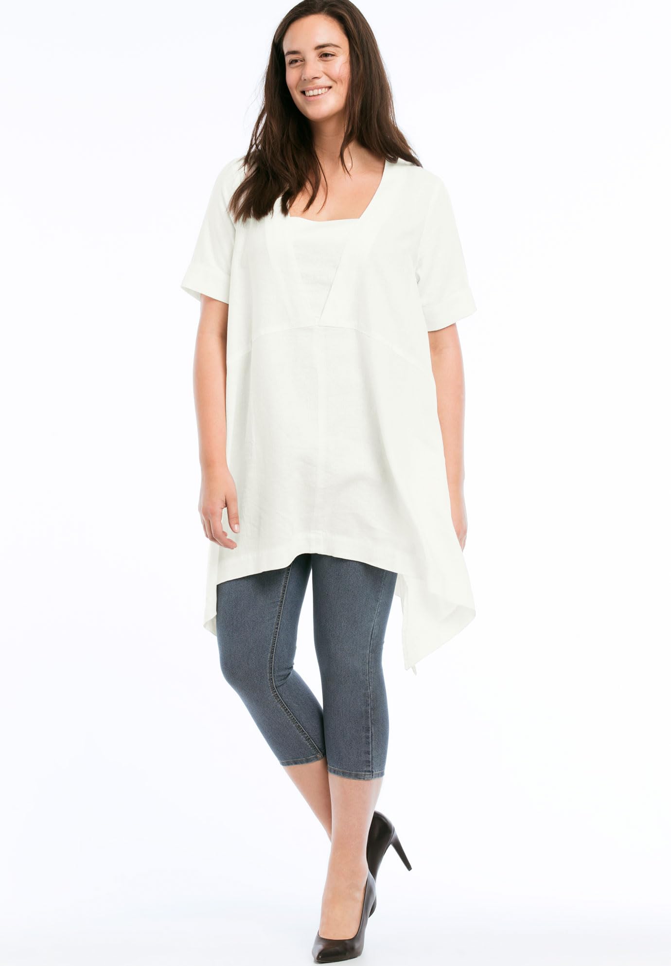 Ellos Women's Plus Size Linen-Blend Hanky Hem Tunic Top - Breathable & Comfortable Summer Blouse for Casual Outings & Beach Wear