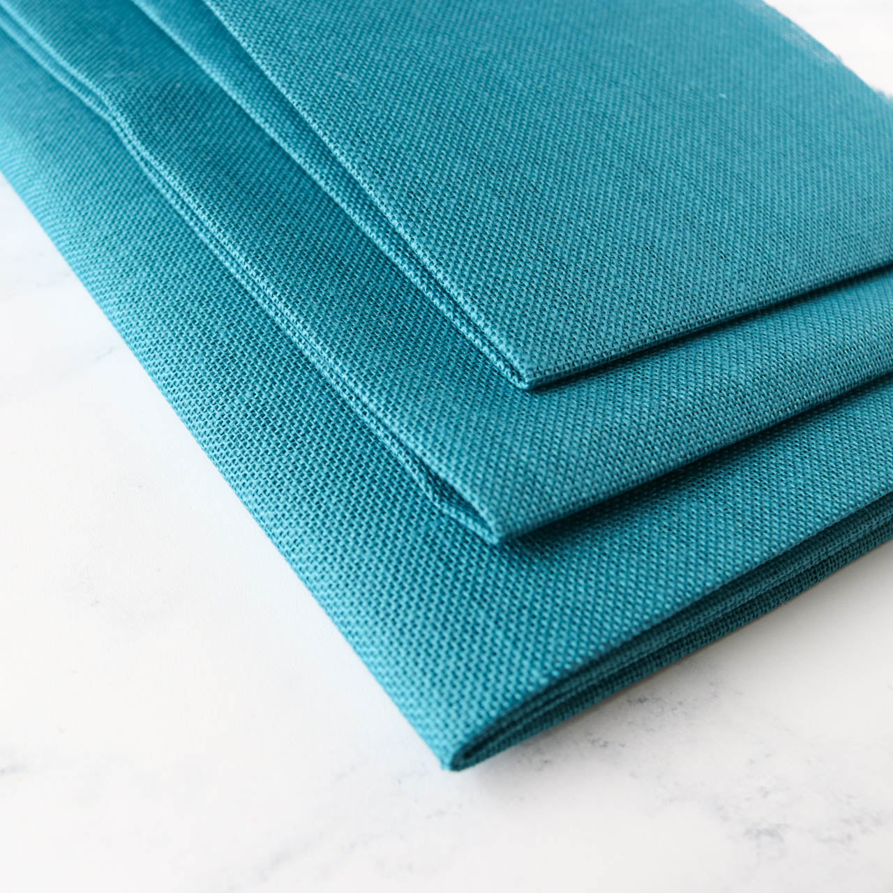 Premium Riviera Aqua Linen Cross Stitch Fabric for Embroidery Projects - Ideal for DIY Crafts, Home Decor & Gift Making