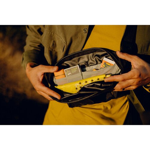 Peak Design Outdoor Sling 2L Black - Compact Camera Bag for Travel & Hiking - Waterproof Crossbody Sling Pack for DSLR, Mirrorless & Everyday Essentials