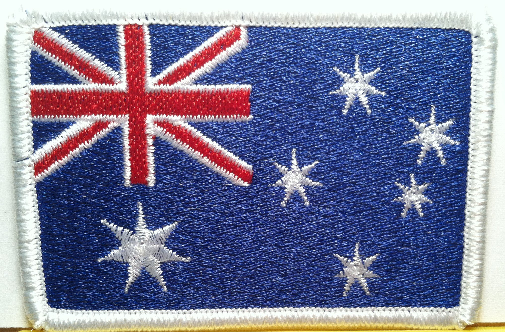 Australia Flag Iron-on Patch - Embroidered Australian Emblem with White Border - Perfect for Backpacks, Jackets & DIY Crafts