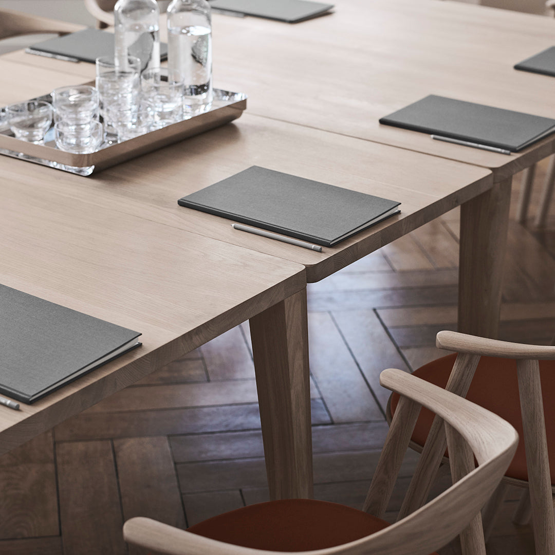 Expandable Dining Table Leaf - Solid Wood Extension for 6 to 8 Seats - Perfect for Holiday Gatherings & Dinner Parties