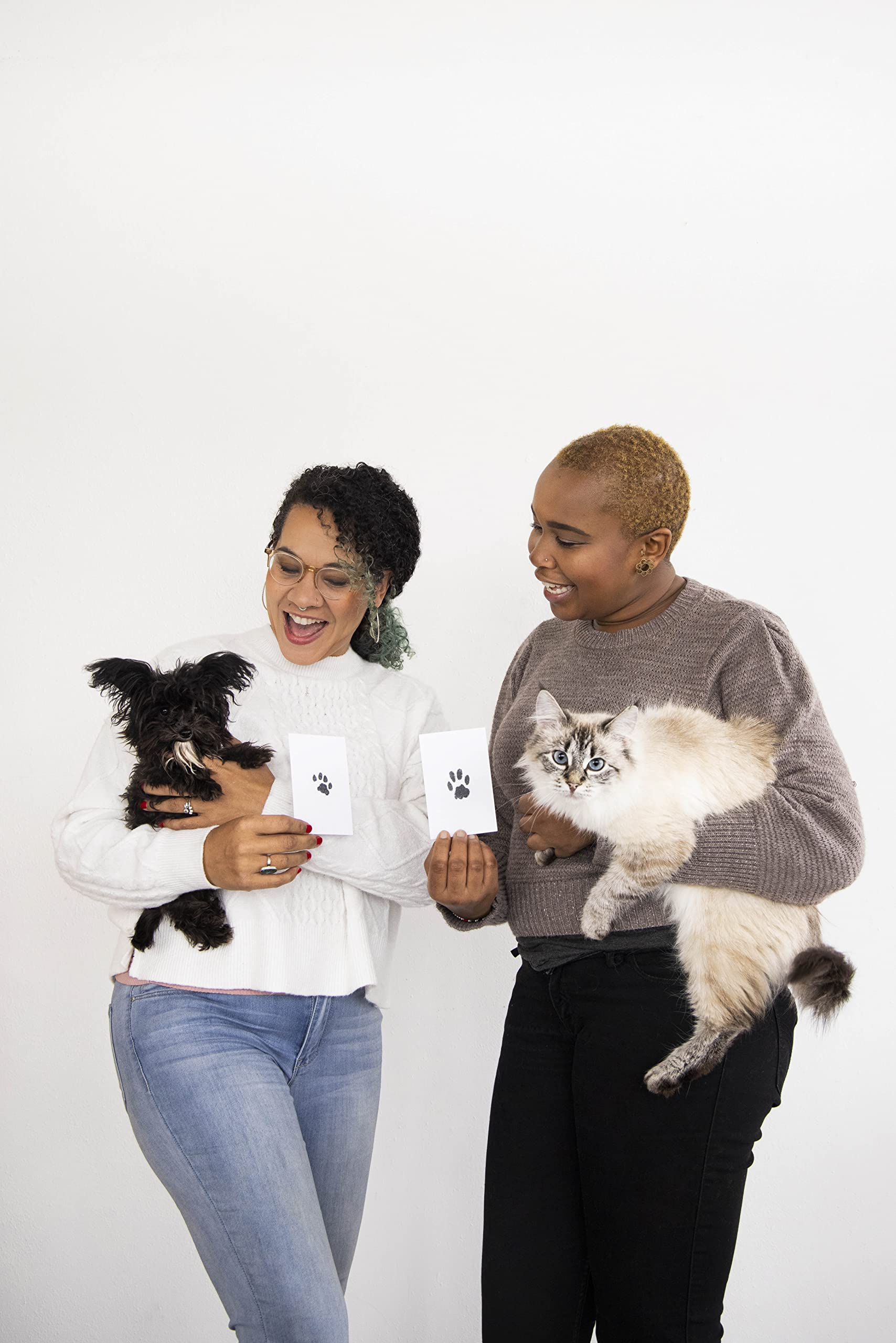 Kate & Milo Clean Touch Ink Pad for Dogs & Cats - No Touch Paw Print Kit with Black Ink & 2 Impression Cards | Pet Keepsake, DIY Pawprint Maker for Pet Memorials, Adoption Days & Family Crafts