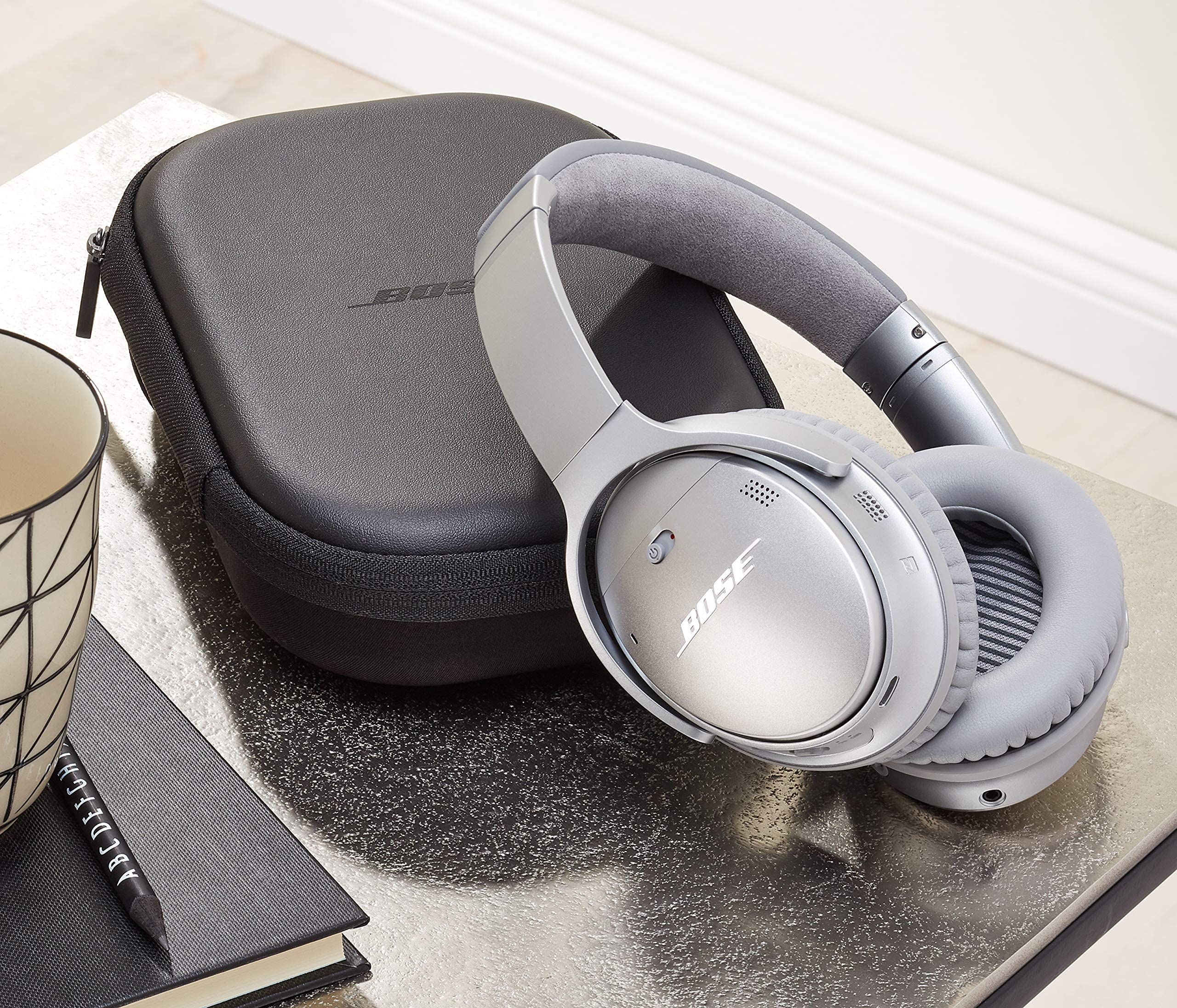 Bose QuietComfort 35 II Wireless Bluetooth Noise Cancelling Headphones - Silver (Renewed) | Premium Sound Quality for Travel, Work & Home Use