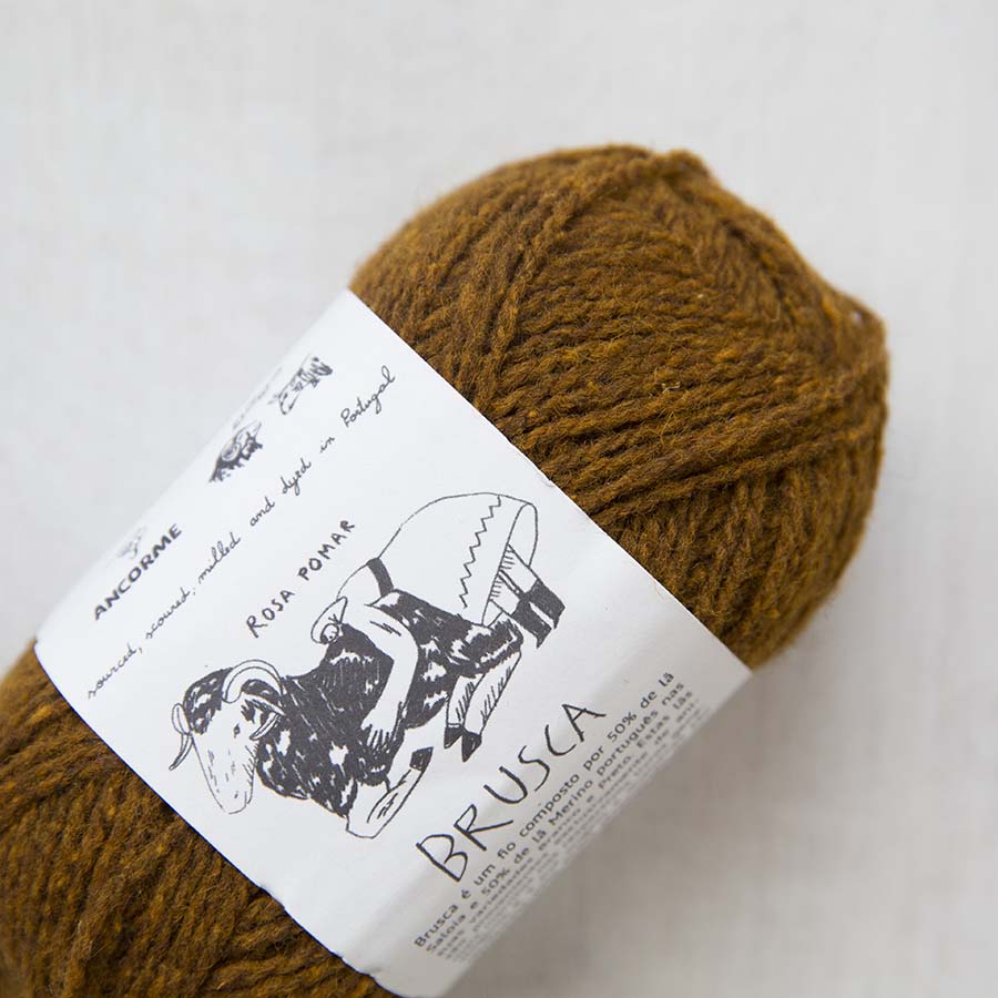 Retrosaria Brusca - Premium Handmade Yarn & Knitting Supplies for DIY Craft Projects | Perfect for Knitting, Crocheting, and Home Decor