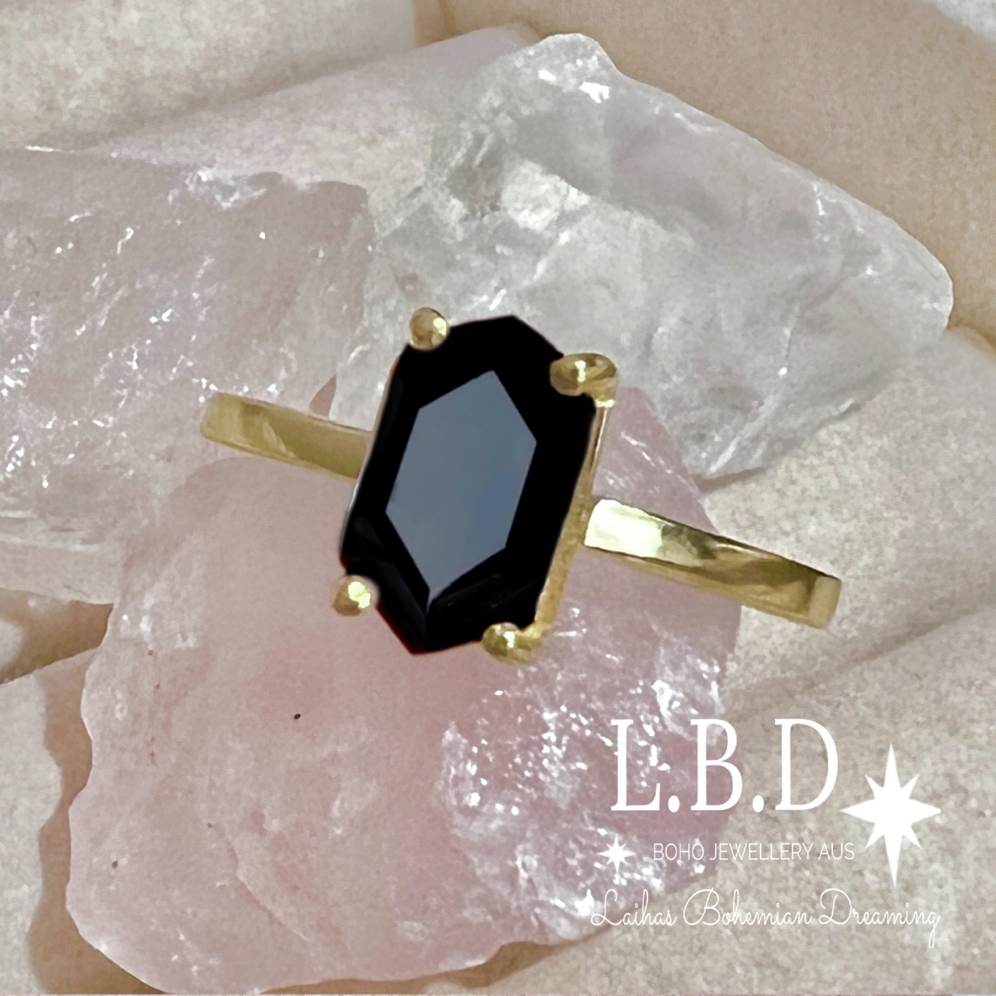 Laihas Gold Mini Hex Crystal Onyx Ring for Women - Elegant Geometric Statement Jewelry for Everyday Wear, Parties & Special Occasions