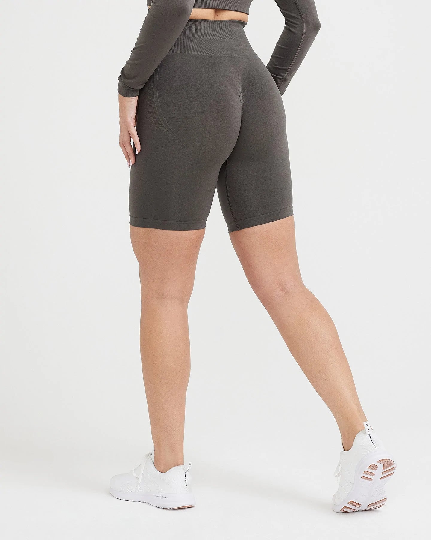 Breathable Seamless Cycling Shorts for Women & Men - Comfortable Deep Taupe Biker Shorts for Road Cycling, Spinning & Workouts