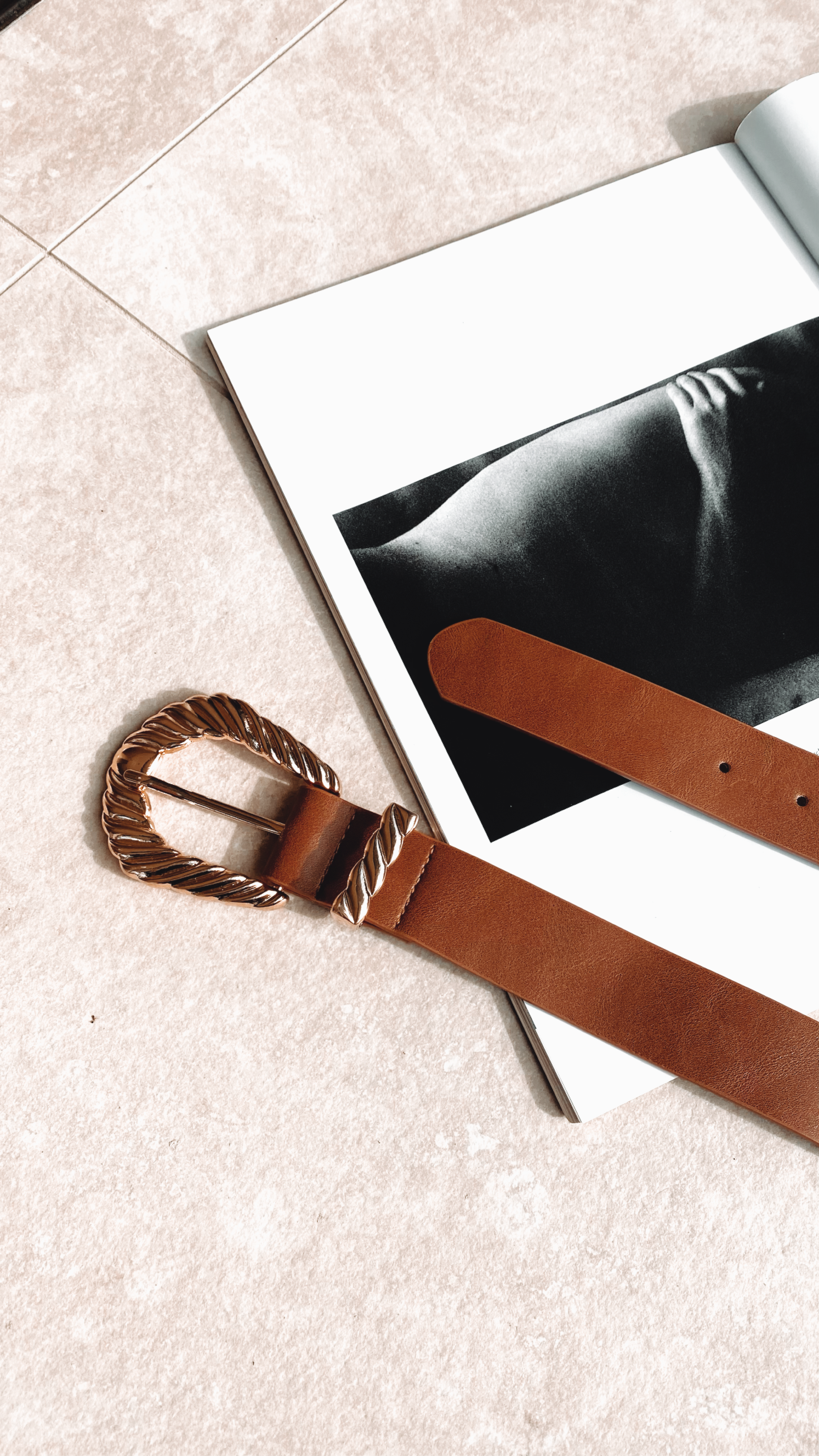 Amelie Twist Buckle Belt for Women - Adjustable Waist Belt in Brown & Gold - Perfect for Jeans, Dresses and Casual Outfits