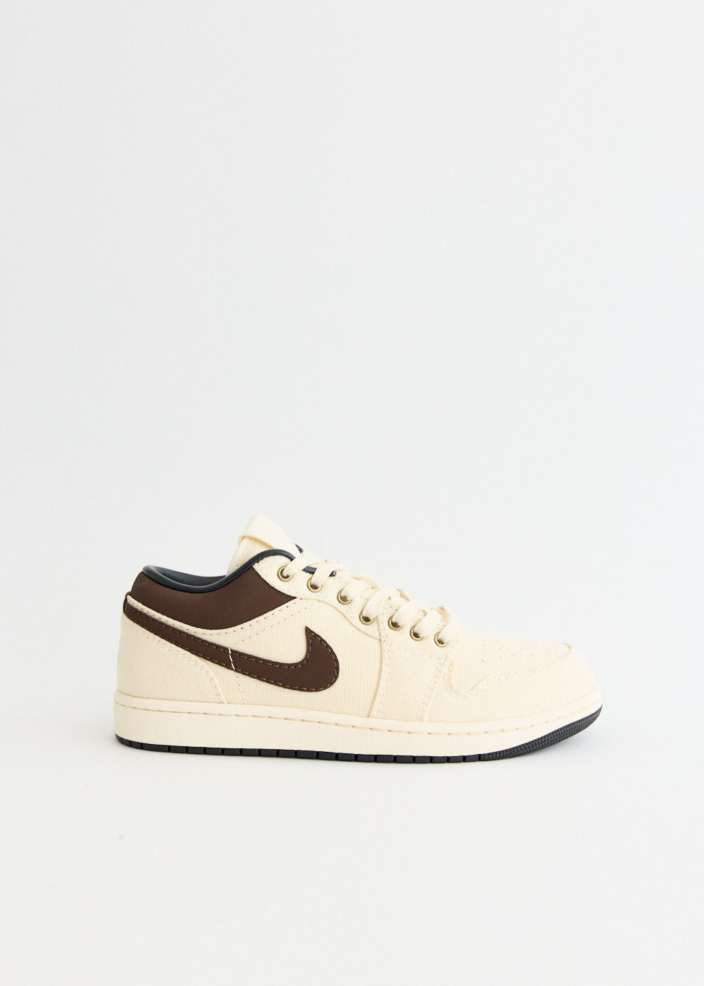Air Jordan 1 Low Premium 'Pale Ivory' Men's Basketball Shoes - Retro Style Sneakers for Casual Wear & Street Fashion