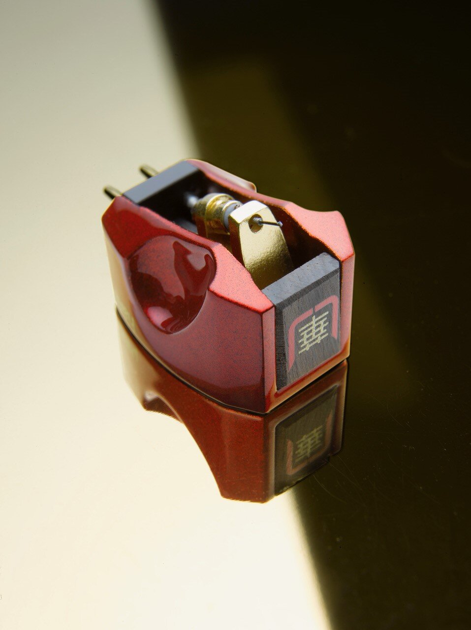 Hana Umami Red Moving Coil Cartridge - High-Performance Phono Cartridge for Turntables - Perfect for Audiophiles & Vinyl Record Enthusiasts