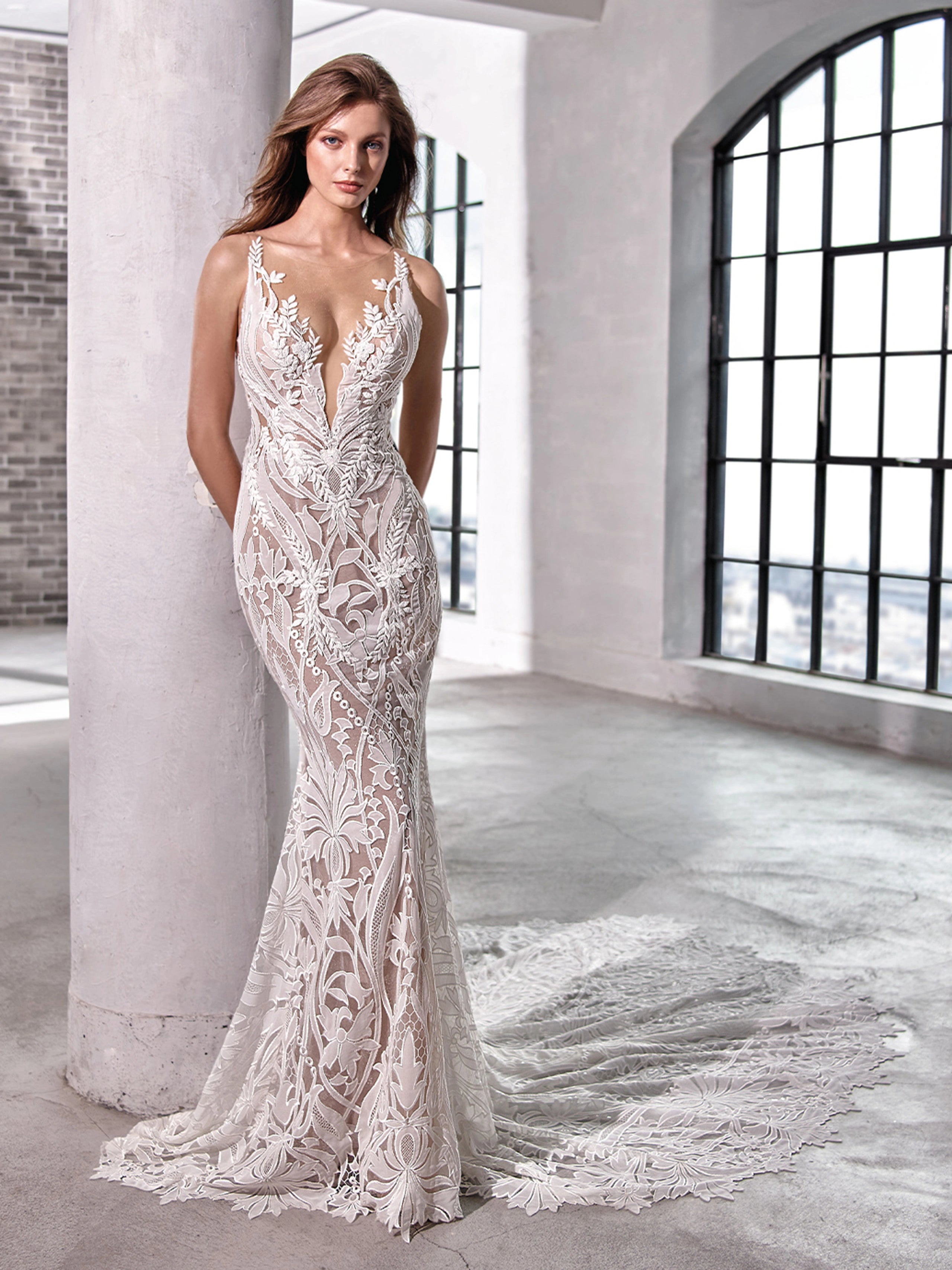 Badgley Mischka Felicity Women's Evening Dress Size 10 - Elegant Formal Gown for Weddings, Galas & Special Occasions