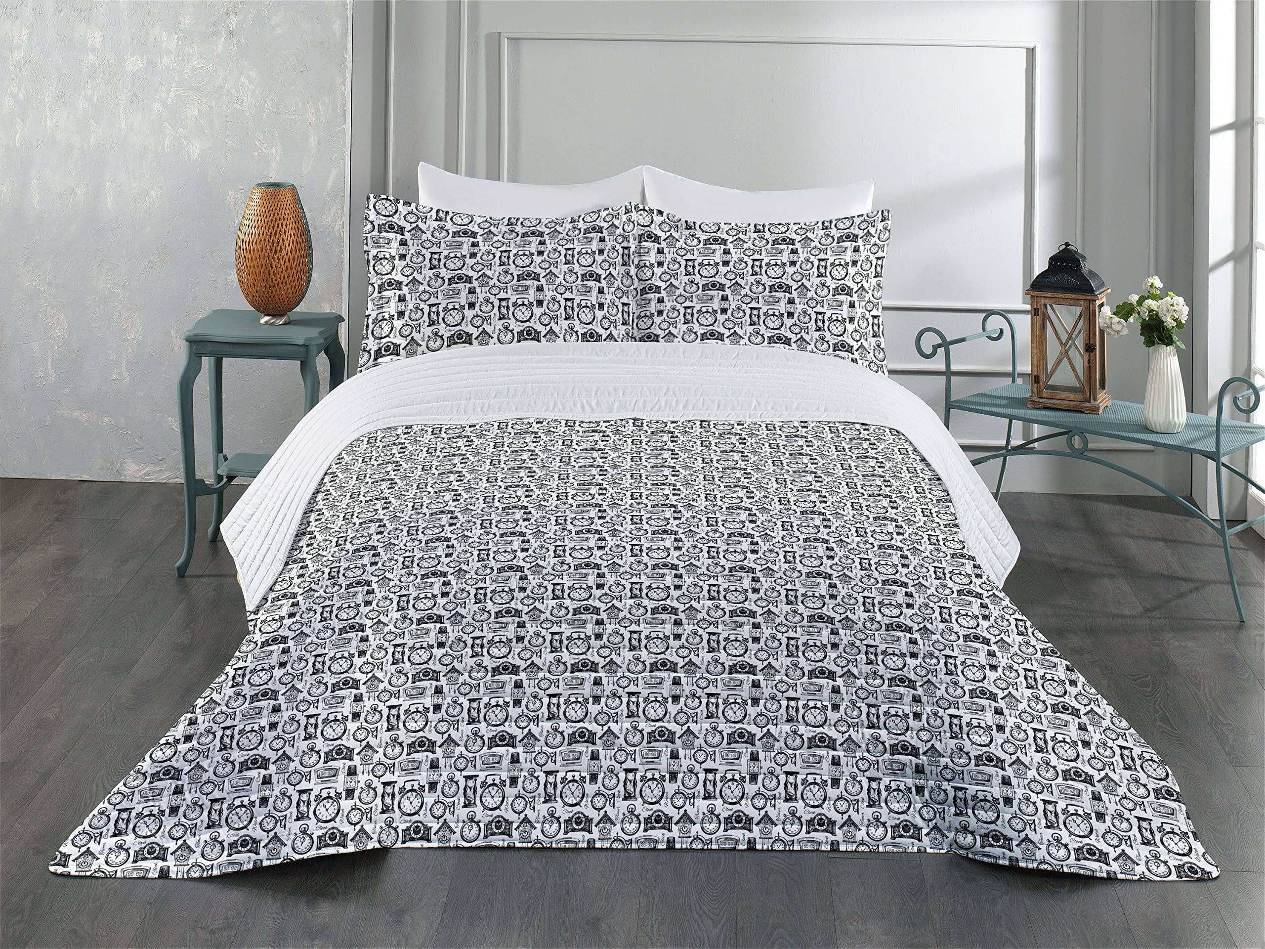Ambesonne Vintage Clock Microfiber Bedspread Set - Queen Size Black & White Monochrome Design with Pillow Shams & Comforter | Soft Hand-Drawn Watches Illustration Bedding for Modern & Retro Bedrooms