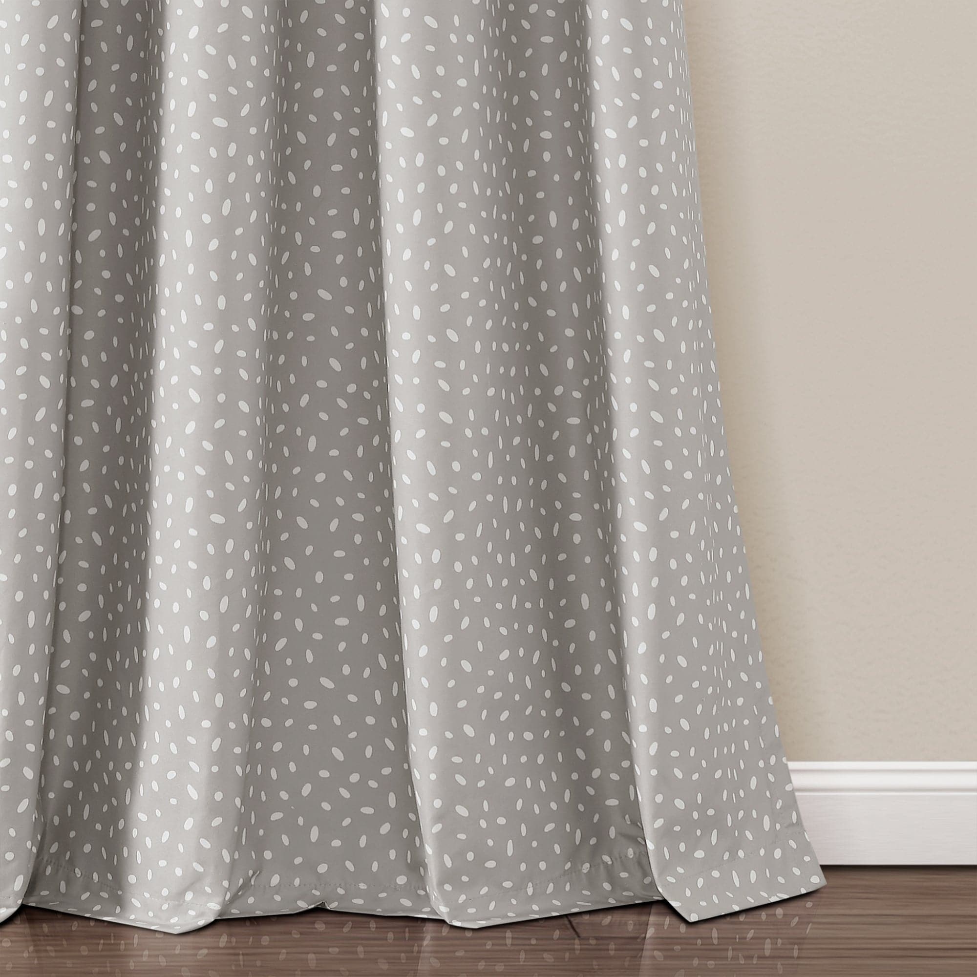 Pixie Fox Geo Blackout Window Curtain Panel - Blackout Curtains for Bedroom, Living Room & Nursery - Light Blocking Thermal Insulated Drapes for Better Sleep & Energy Efficiency