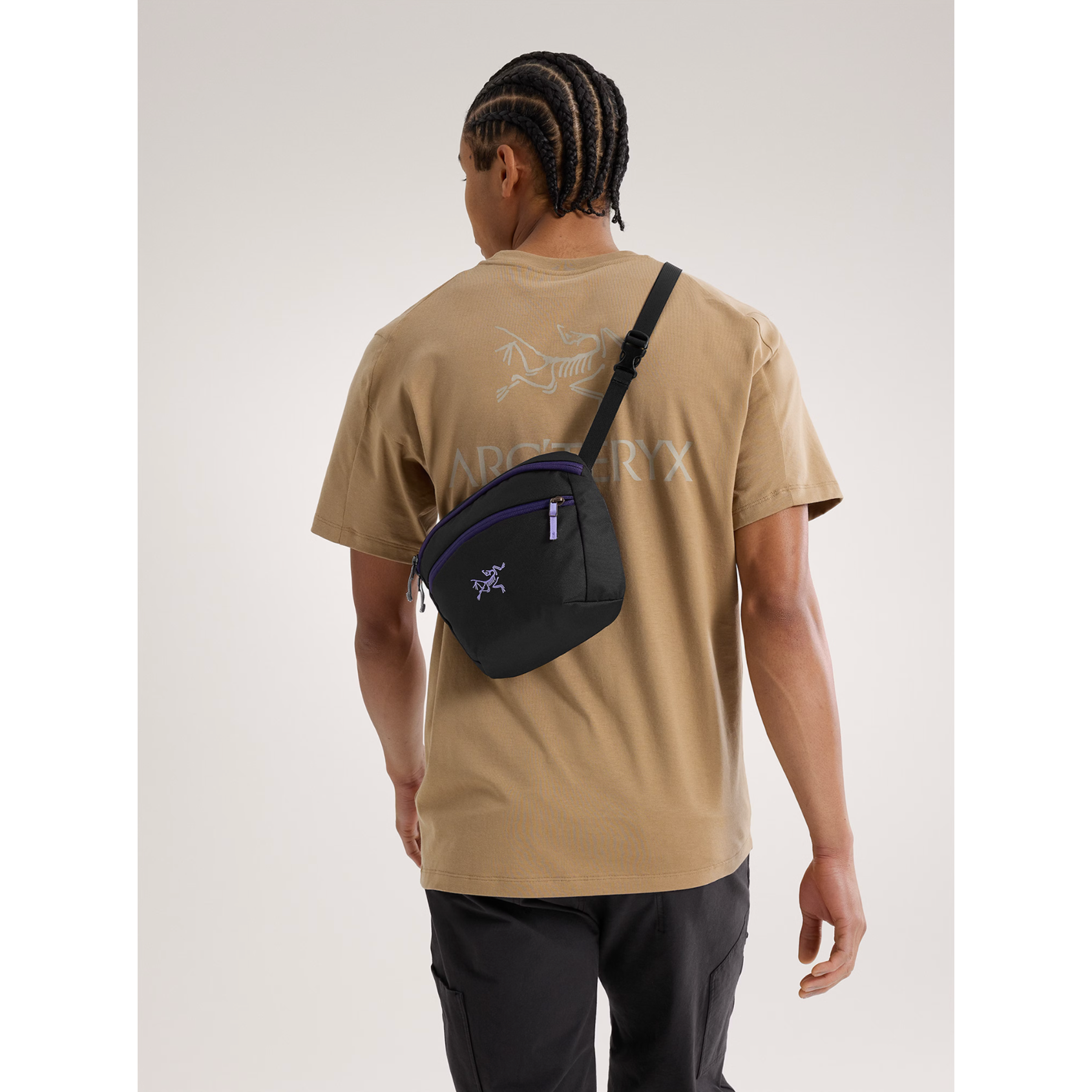 Arc'teryx Mantis 2 Waist Pack - Lightweight Durable Fanny Pack for Hiking, Travel & Everyday Use - Water-Resistant Outdoor Gear for Men & Women