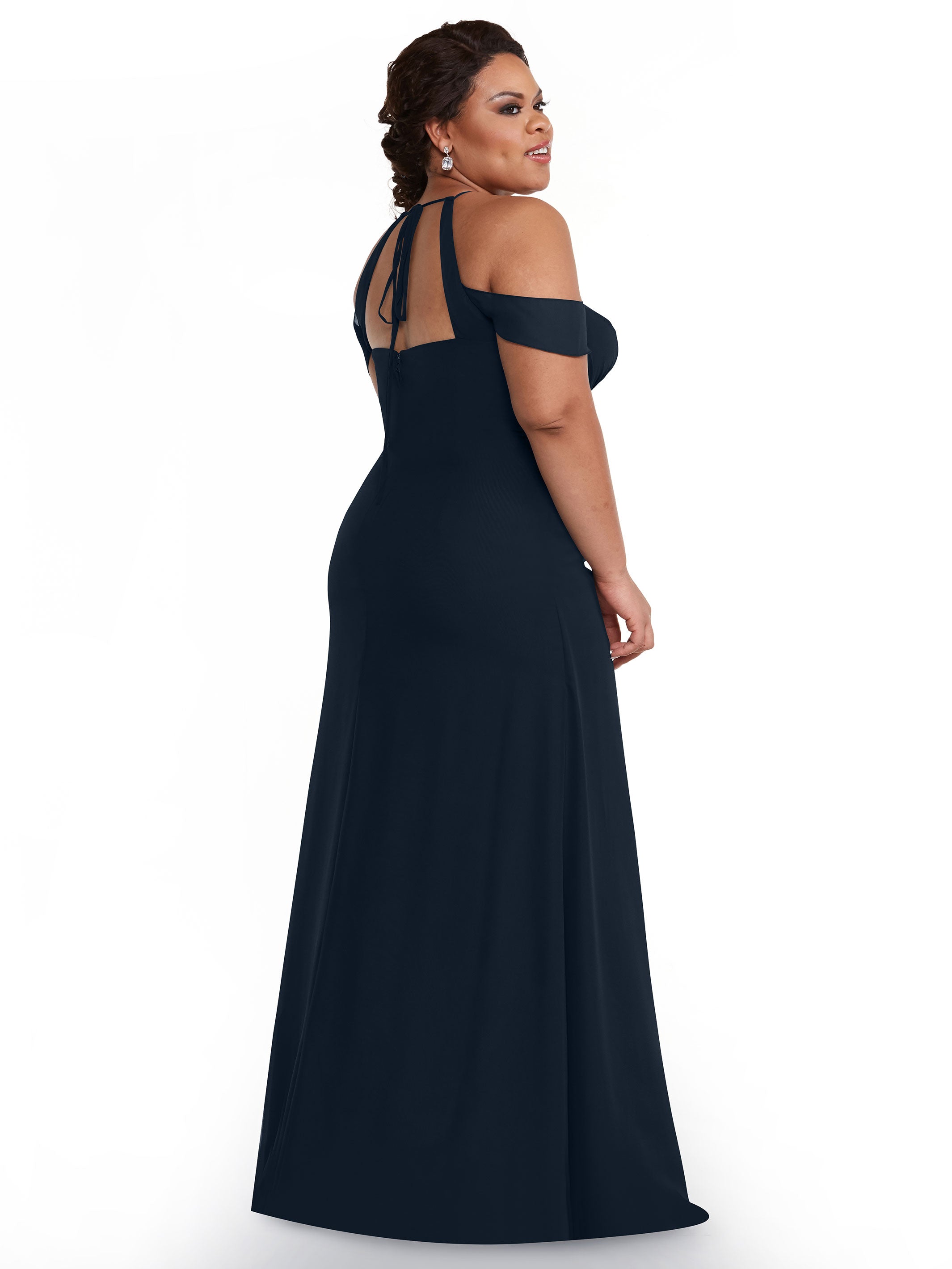 Elegant Off-The-Shoulder Chiffon Bridesmaid Dress with Halter Neckline - Perfect for Weddings, Formal Events & Special Occasions