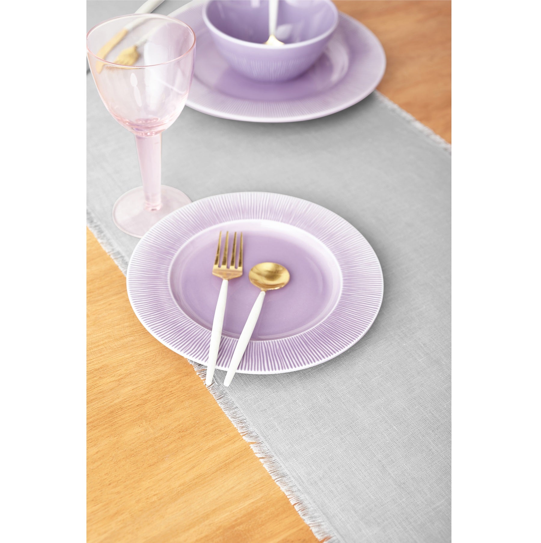 Elegant Fringe Table Runner for Dining Room Decor - Perfect for Weddings, Parties, and Home Decor | Washable & Durable Lace Trim Table Cover