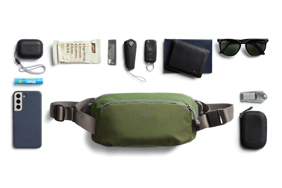 Bellroy Venture Ready Sling 2.5L Crossbody Bag - Lightweight & Water-Resistant Travel Pack for Men & Women - Perfect for Hiking, Commuting & Everyday Carry