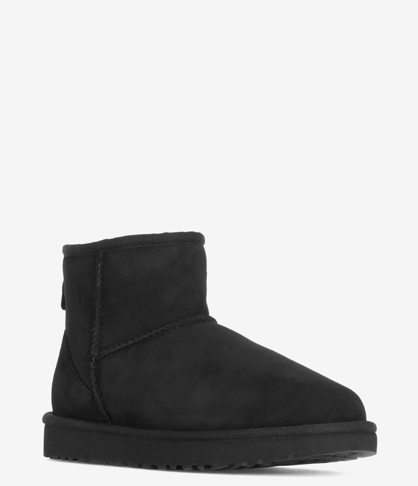 UGG Classic Mini II Sheepskin Boots for Women - Cozy & Stylish Winter Boots for Casual Wear, Outdoors & Cold Weather