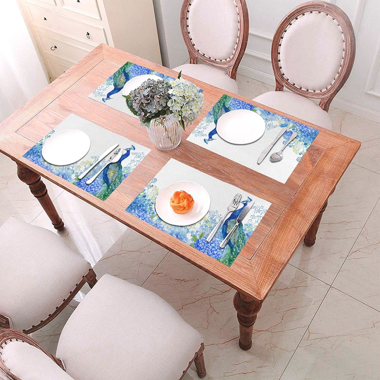 Peacock Print Placemats Set of 4 - Heatproof & Non-Slip Vinyl Table Mats for Kitchen & Dining - Washable & Durable Woven Place Settings - Perfect for Everyday Meals, Dinner Parties & Holiday Decor