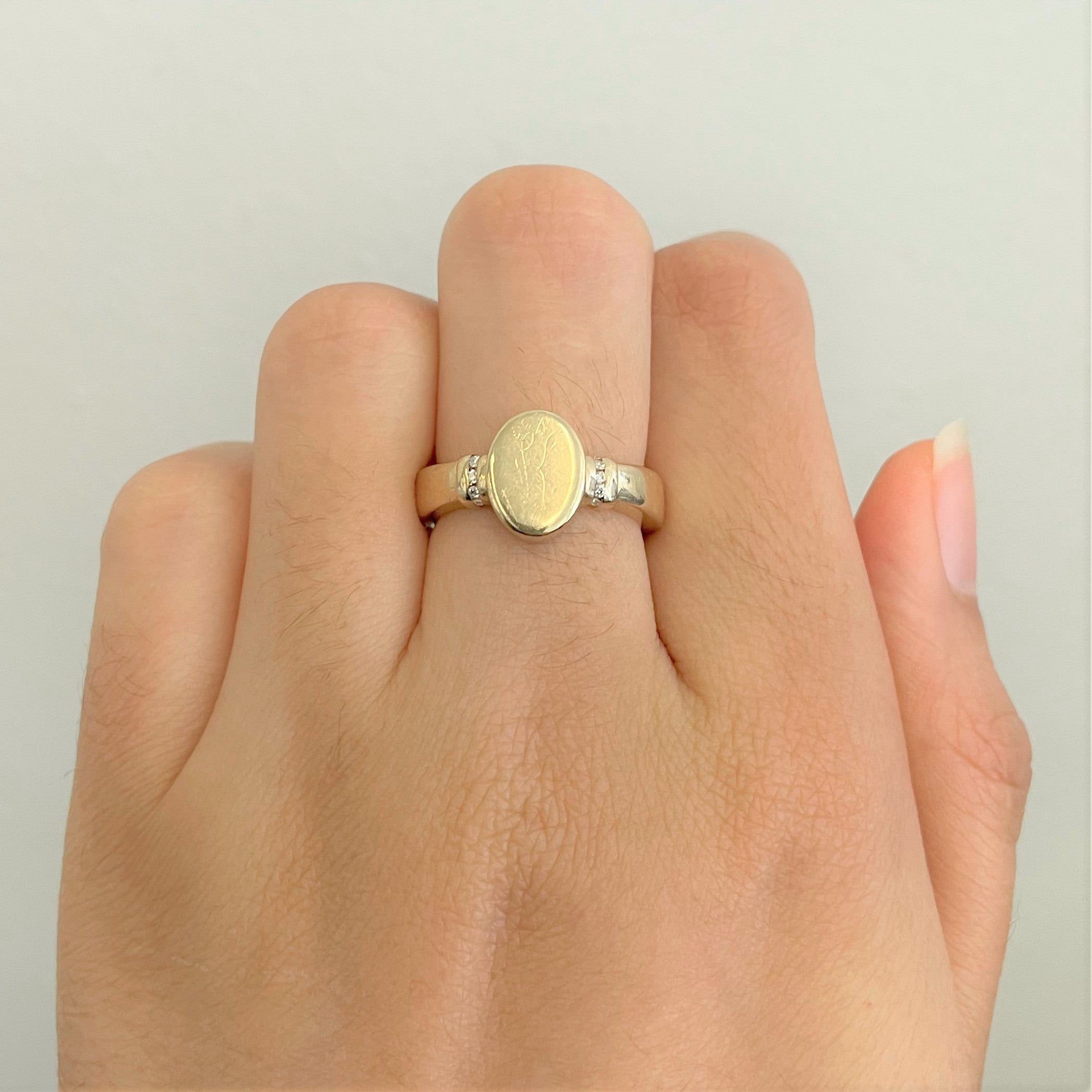 0.05ctw Diamond Signet Ring for Women - Size 6 | Elegant Minimalist Pinky Ring | Perfect for Engagements, Weddings & Everyday Wear