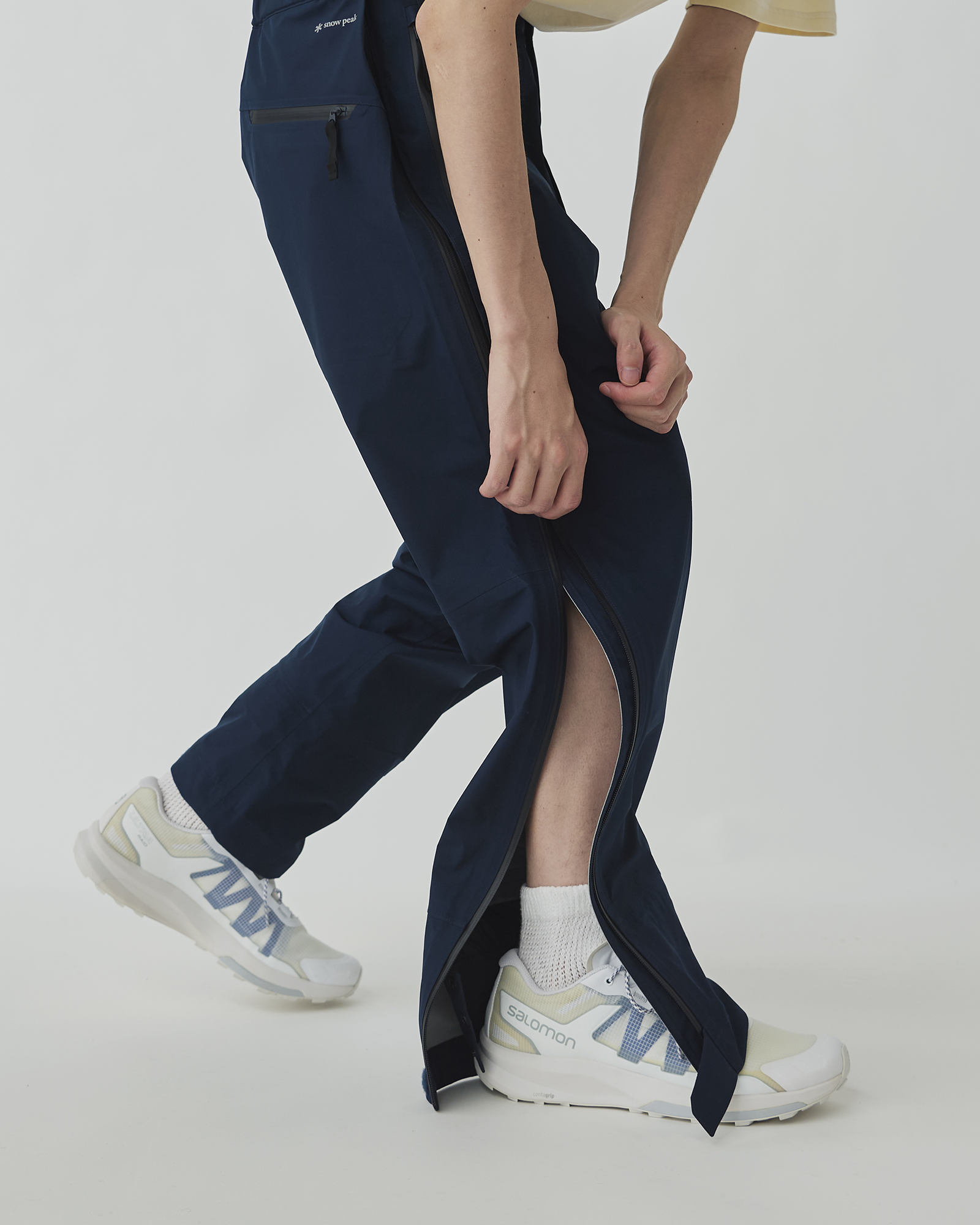 Waterproof GORE-TEX Rain Pants for Men & Women - Lightweight Hiking, Camping & Outdoor Activities