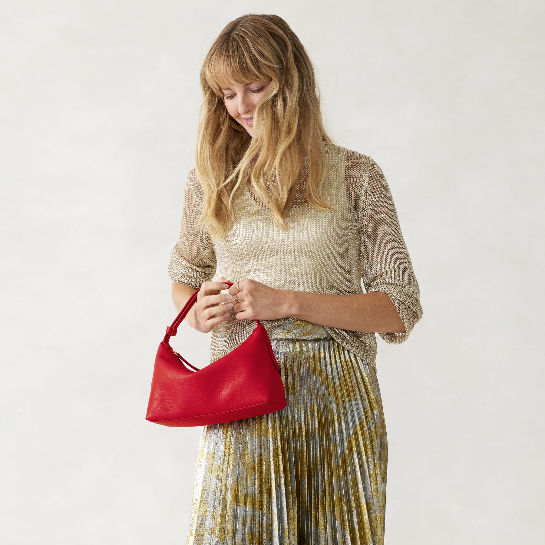 Stylish Roxbury Crescent Shoulder Bag for Women - Fashionable Crossbody Purse with Adjustable Strap, Perfect for Work, Travel & Everyday Use