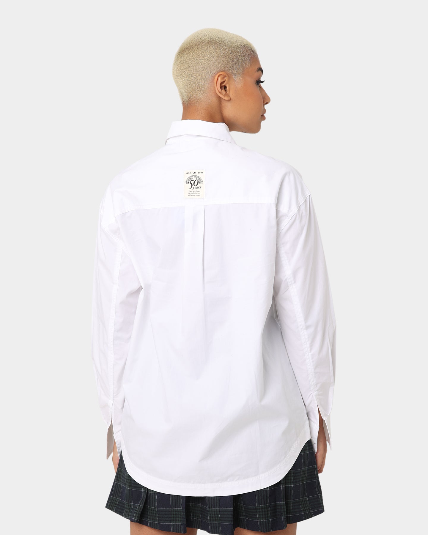 Adidas Women's Original Class of '72 T-Shirt - White Cotton Vintage Logo Tee for Casual Wear & Street Style Outfits