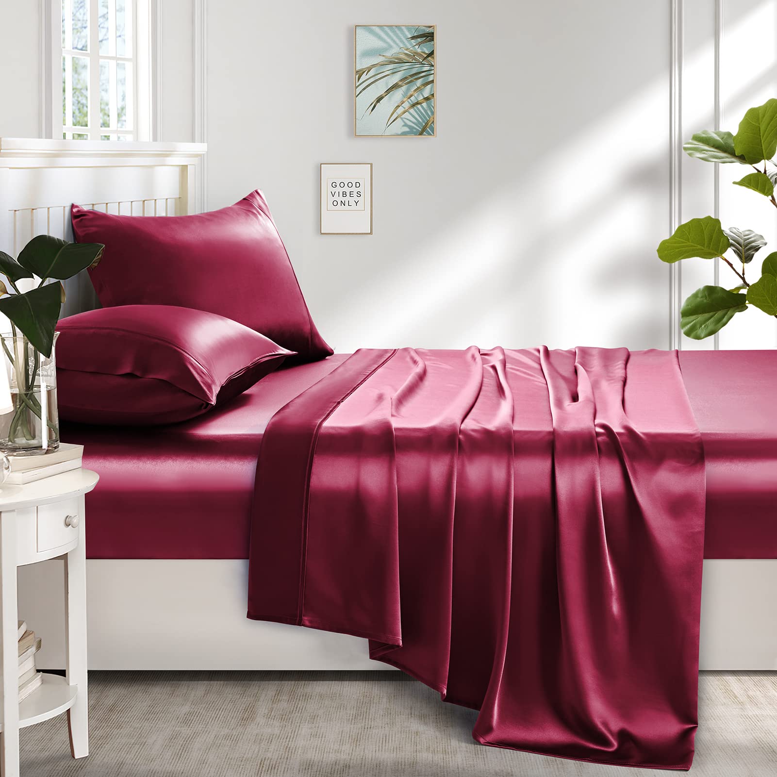 Luxury Lanest Silk Satin Sheet Set - King Size Cooling Hypoallergenic Bed Sheets with Deep Pockets, Soft Satin Fabric in Scarlet Red - Perfect for Hot Sleepers & Allergy Sufferers, Ideal for Master Bedrooms & Guest Rooms