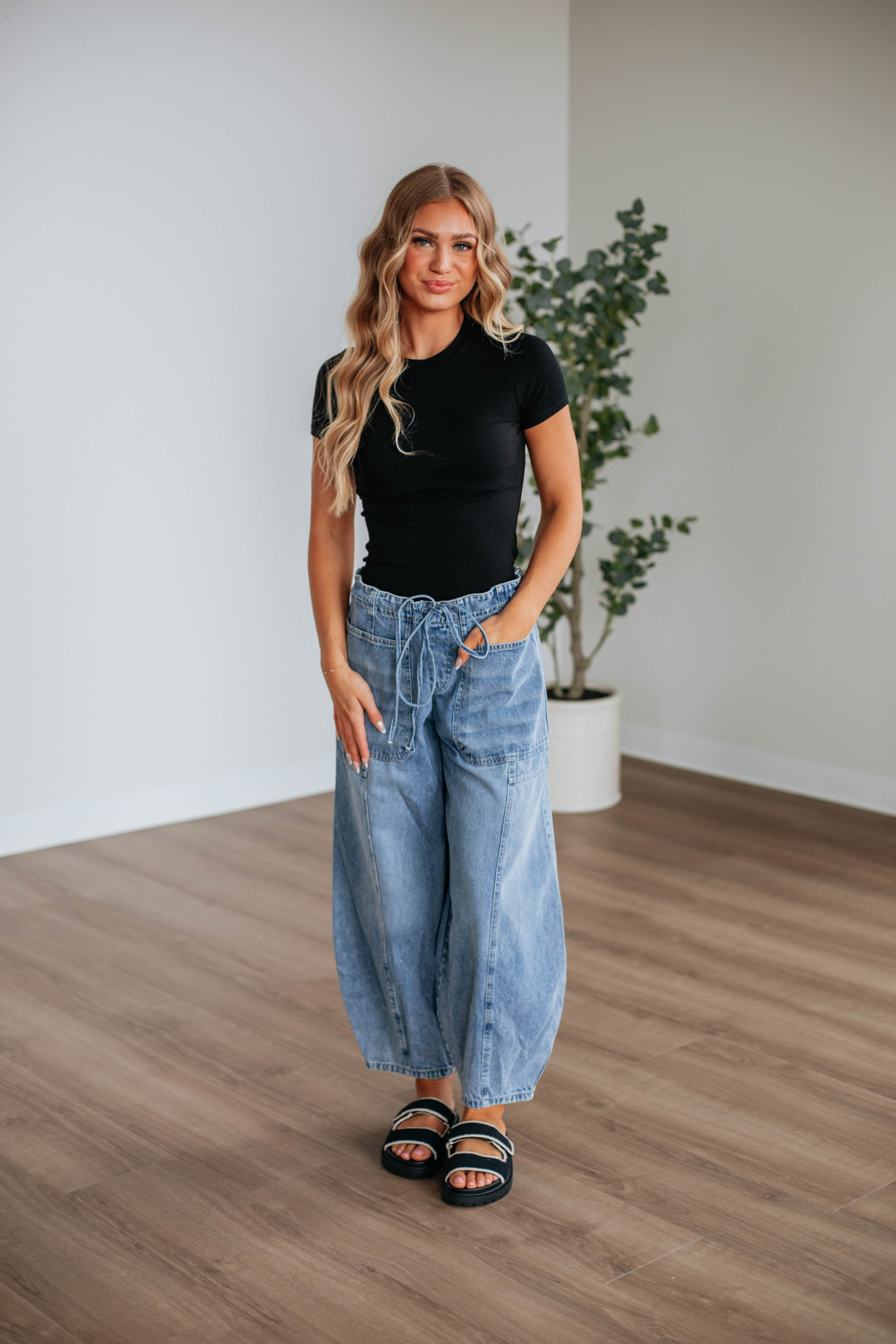 Bradwell Women's Denim Barrel Pants - Medium Wash High Waisted Wide Leg Jeans for Casual Wear & Street Style