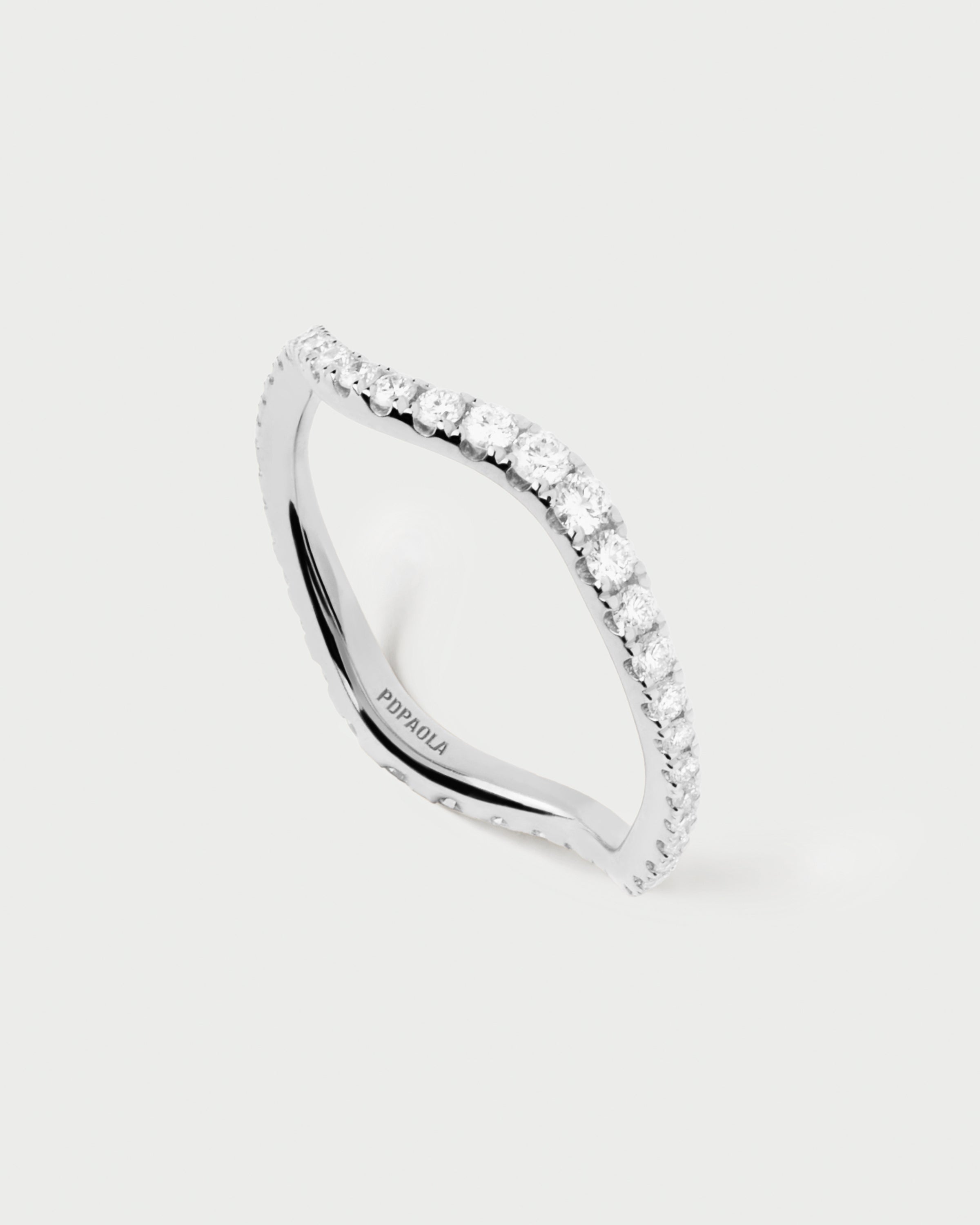 Exquisite Diamond and White Gold Flow Ring for Women - Elegant Wedding, Engagement, Anniversary Gift - Perfect for Special Occasions & Everyday Luxury