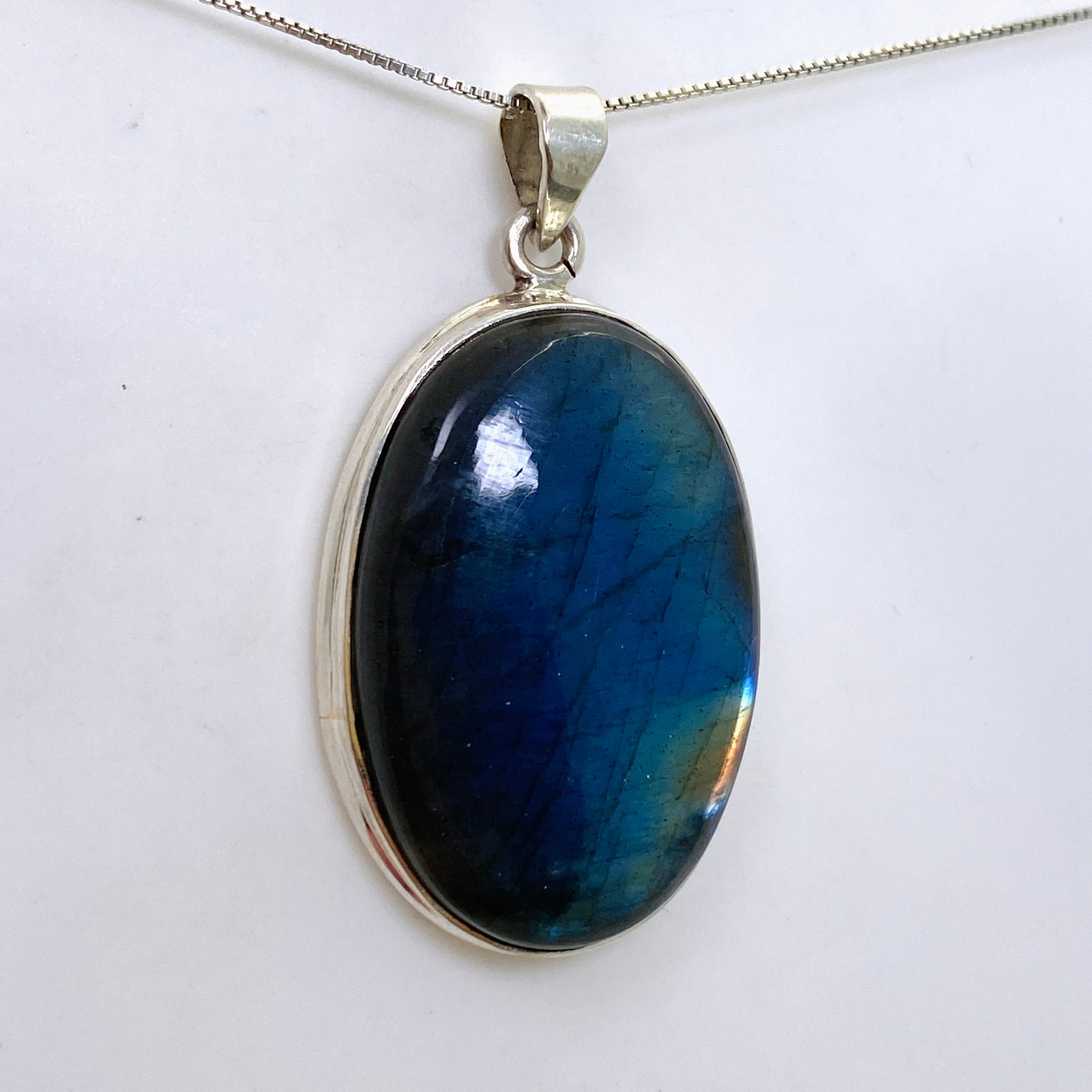 Natural Labradorite Oval Cabochon Pendant - 18mm Handmade Silver Jewelry for Women - Perfect for Meditation, Energy Healing & Spiritual Gifts