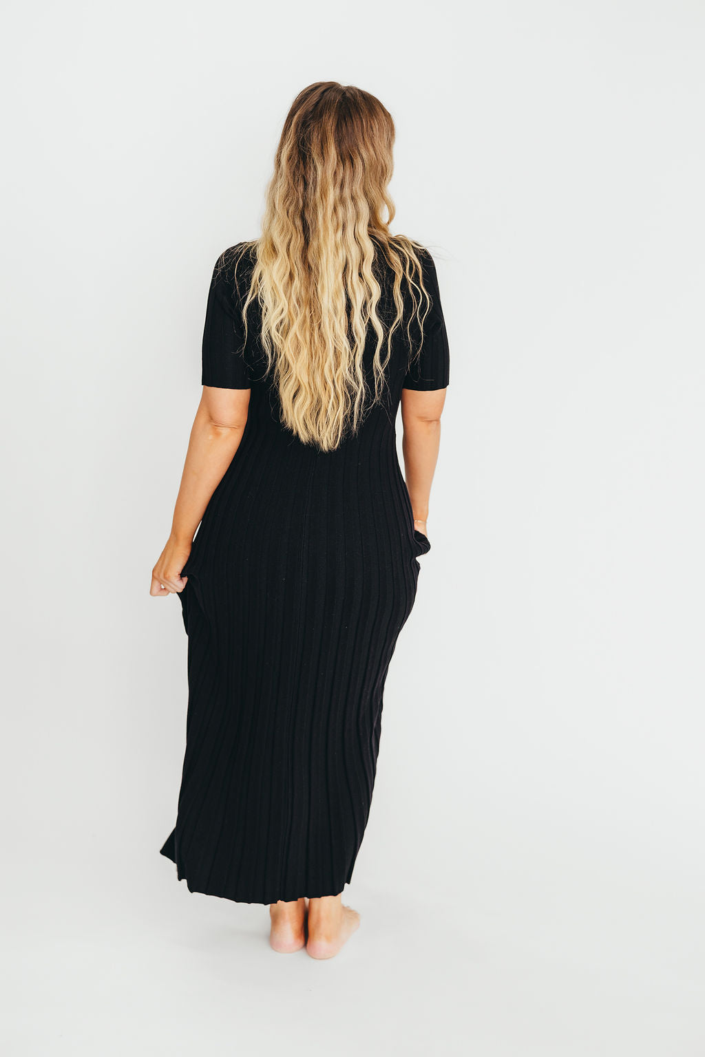 Oakley Ribbed Maxi Dress for Women - Bump Friendly Maternity Dress in Black | Perfect for Pregnancy, Nursing, and Everyday Comfort