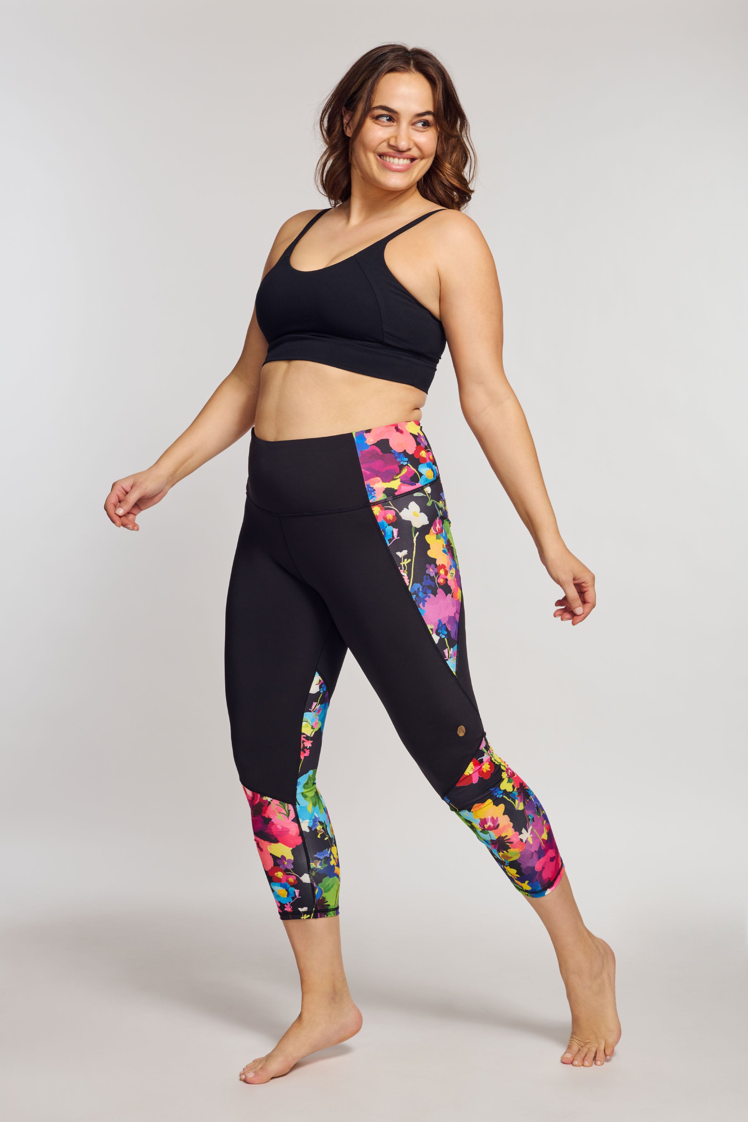 High Waisted Slimming Capri Leggings for Women - Tummy Control Workout Yoga Pants in Le Jardin Floral Print - Perfect for Gym, Running & Casual Wear