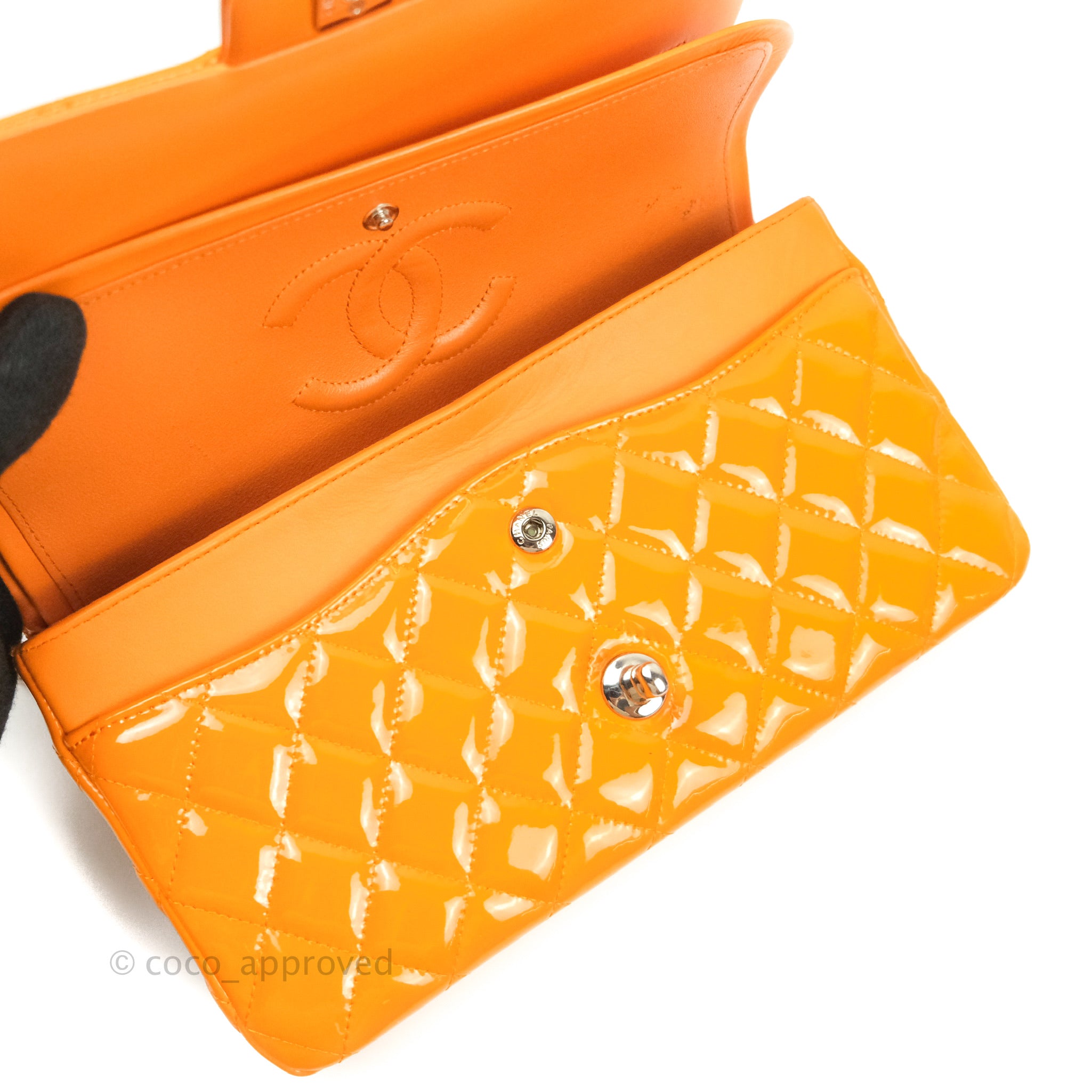 Chanel Classic M/L Medium Double Flap Bag in Orange Patent Leather with Silver Hardware - Perfect for Evening Events & Luxury Fashion Accessories