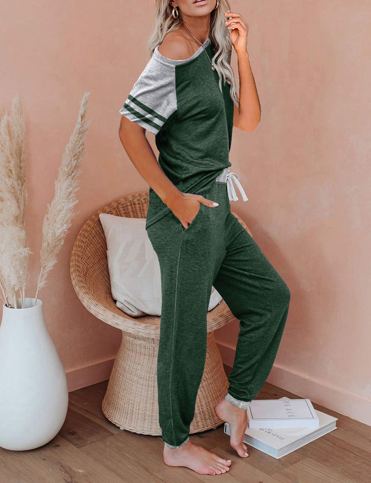 Women's 2-Piece Lounge Set - Short Sleeve Jogger Pajama Outfit for Home & Travel