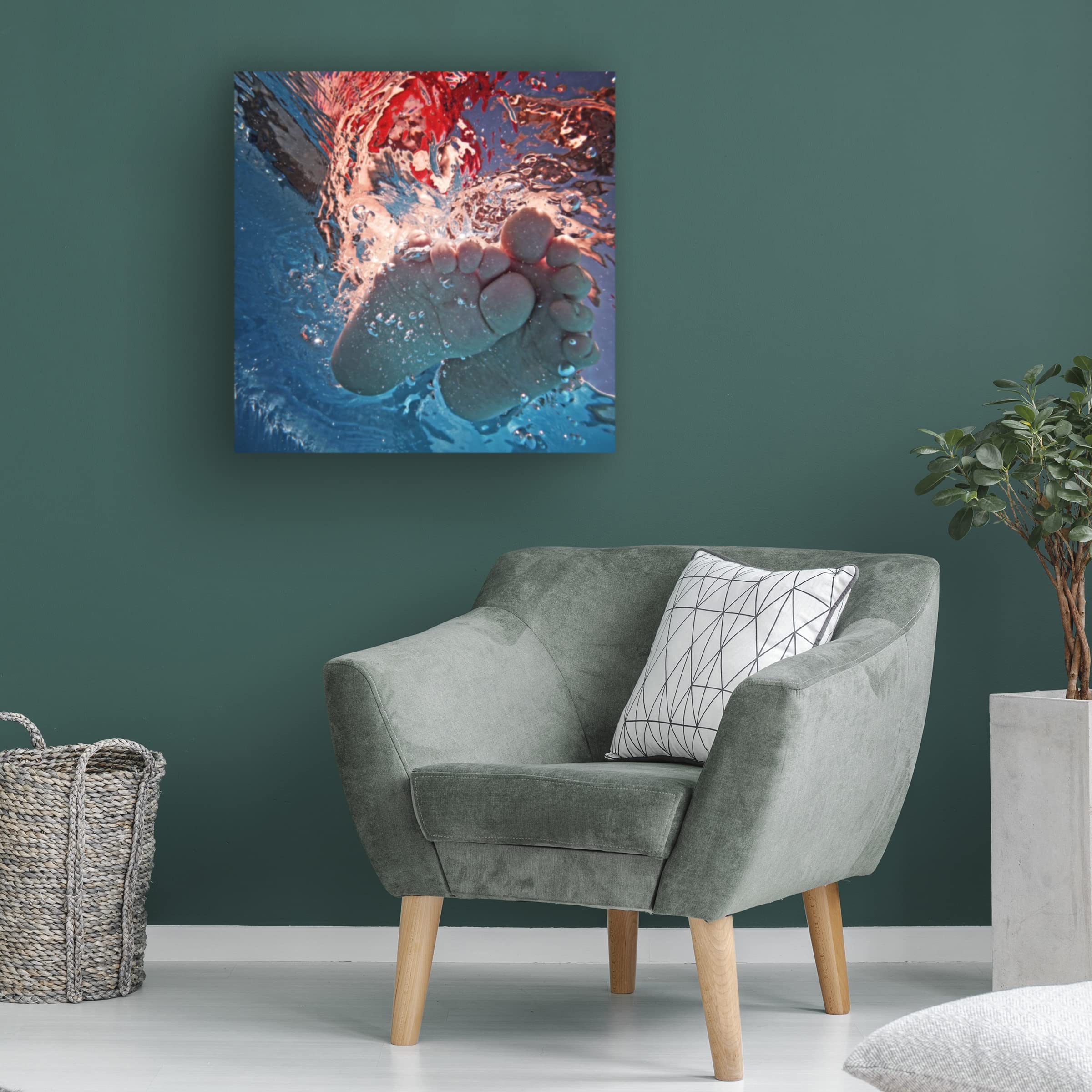 Trademark Fine Art 'Splash' Canvas Painting by Christine Frick - Modern Abstract Wall Art for Living Room, Bedroom & Office Decor