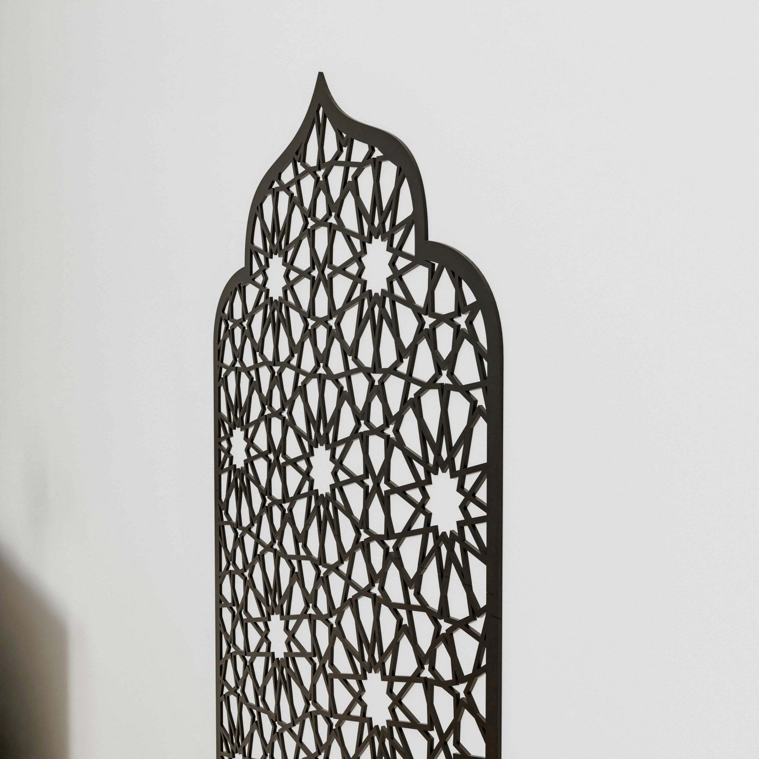 Islamic Wooden Interior Mihrab for Home Prayer Space | 12-Pointed Star Design | Perfect for Muslim Prayer Room Decor & Meditation Corner