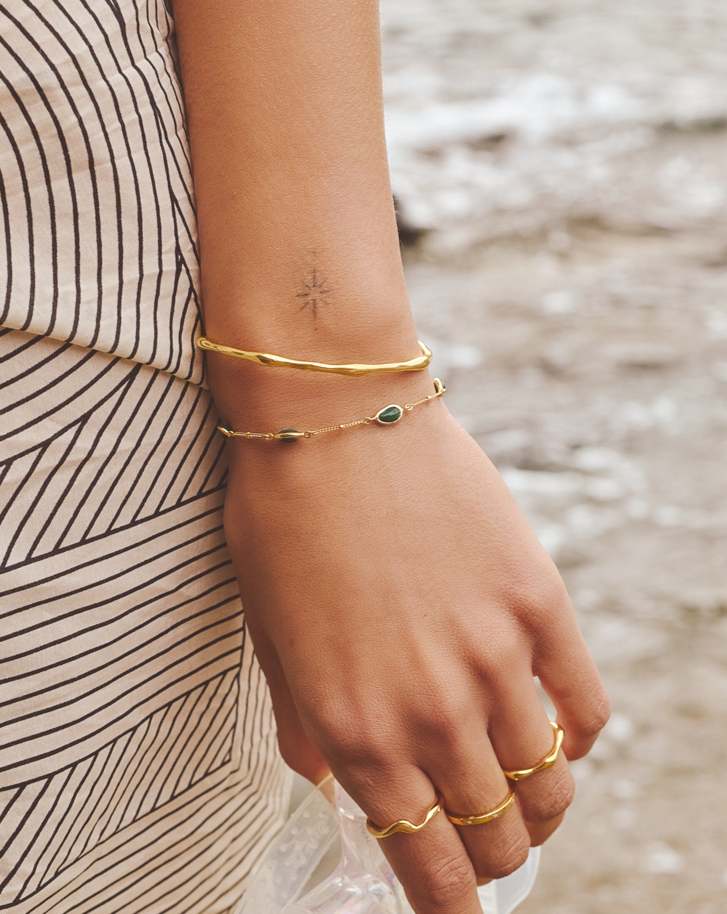 Magma Gemstone & Molten Cuff Bracelet Set - 18k Gold Vermeil or Gold Plated - Elegant Jewelry for Women, Perfect for Parties, Weddings & Special Occasions
