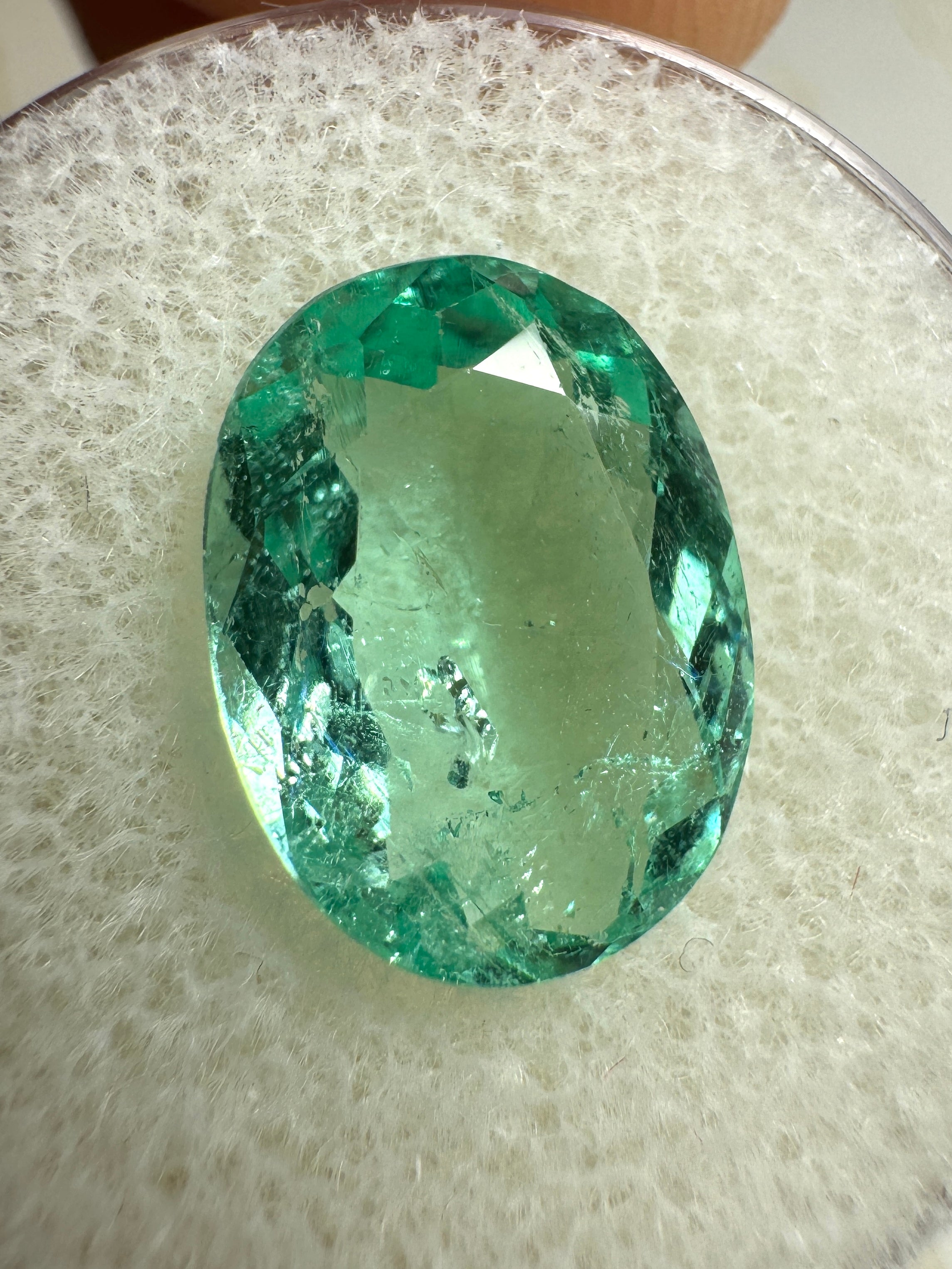 4.32 Carat 13x10mm Sea Foam Green Natural Loose Colombian Emerald Oval Cut Gemstone for Jewelry Making, Engagement Rings & Fine Collections