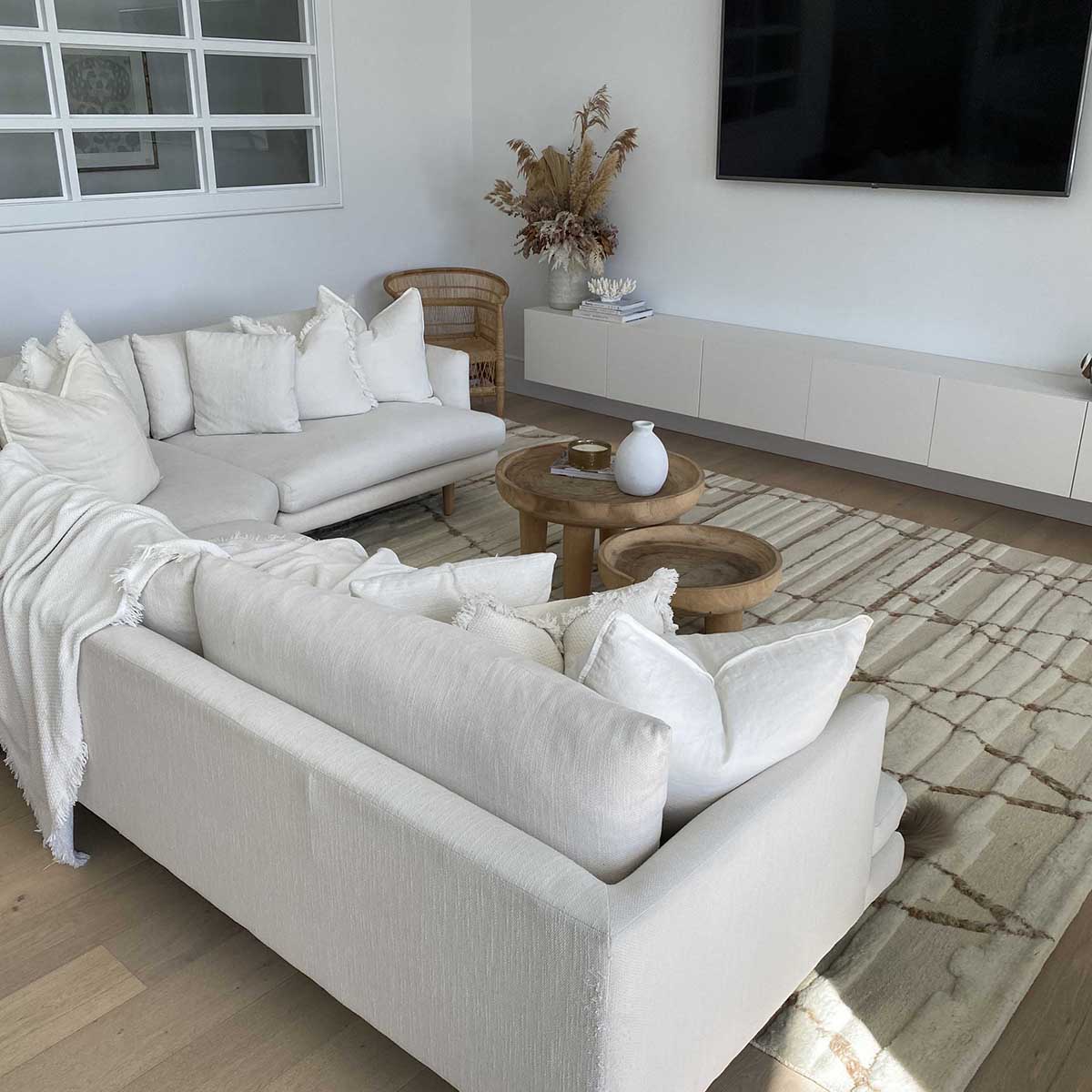 Leona Tribal Wool Shag Rug - Soft Bohemian Area Rug for Living Room, Bedroom & Nursery - Handmade Natural Fiber Floor Carpet for Cozy Home Decor