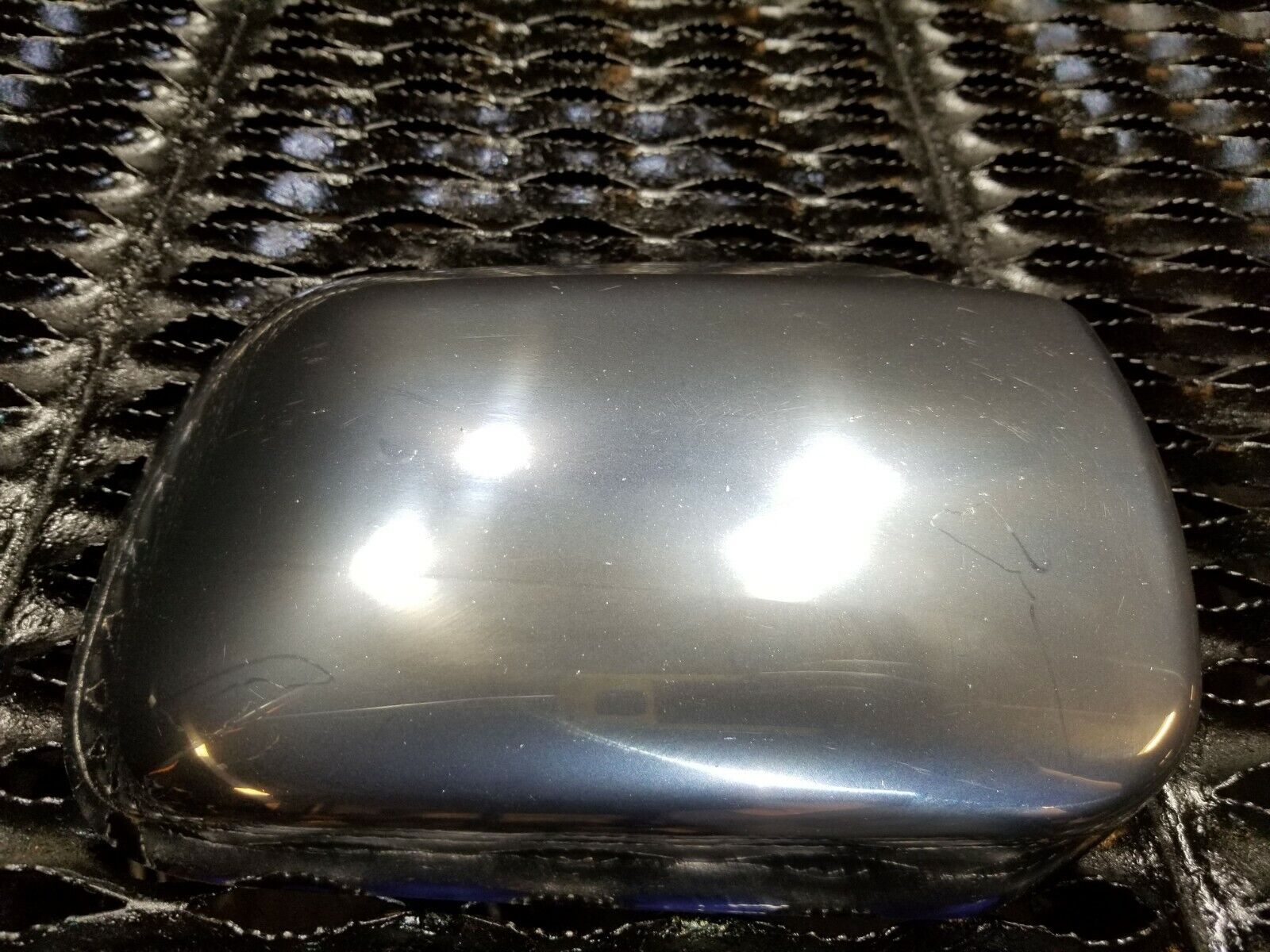 2004-2007 Infiniti QX56 Left Driver Side Mirror Cover - Chrome Replacement Housing Shell for Exterior Car Mirror Repair | Perfect for Auto Body Shops & DIY Enthusiasts