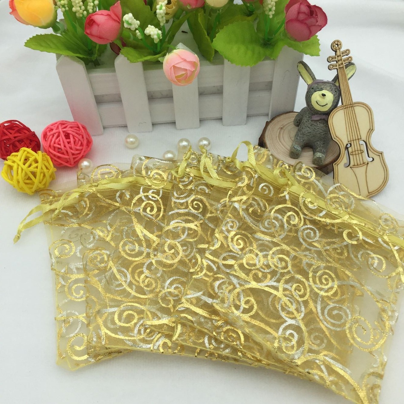 100pcs Sheer Organza Favor Bags 4x6 Inch Gold - Elegant Wedding Gift Bags, Baby Shower Party Favors, Rattan Print Drawstring Pouches for Candy, Jewelry & Small Gifts - Perfect for Bridal Showers, Birthday Parties and Special Events