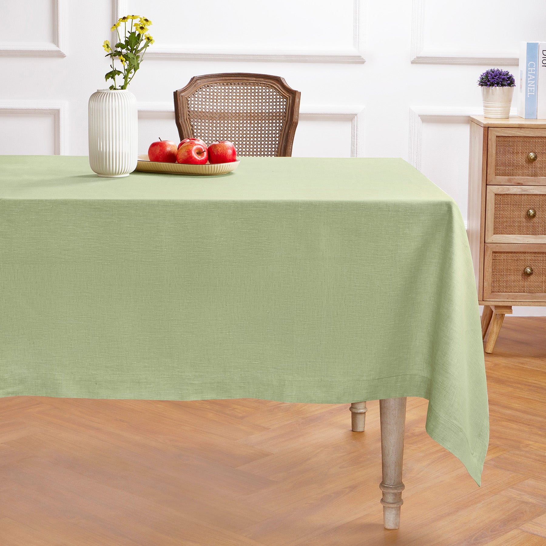 Premium Athena Tablecloth - Elegant & Durable Dining Table Cover for Home, Restaurants & Events - Washable & Wrinkle-Resistant Fabric
