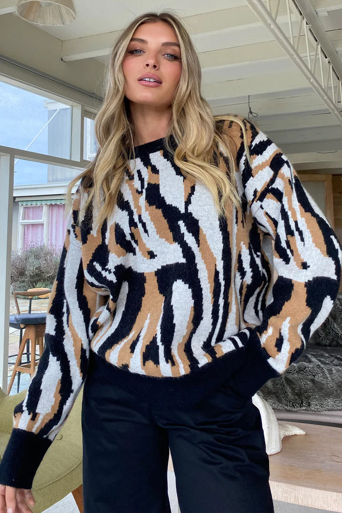 Fayda Knit - Soft & Stylish Women's Knitwear for Casual Wear, Office & Travel | Cozy Sweaters & Cardigans for Everyday Comfort