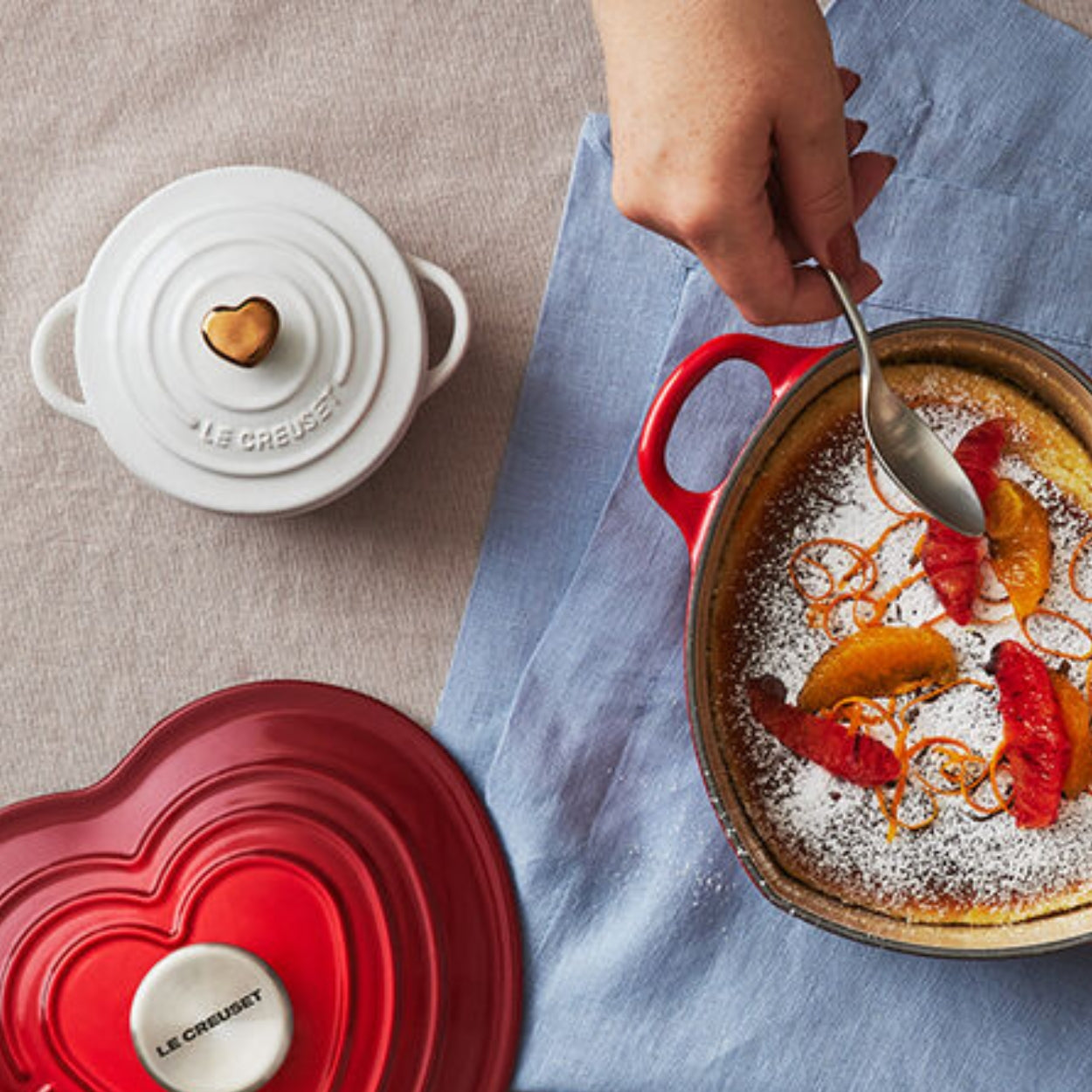 Le Creuset 0.25L Mini Round Cocotte Dutch Oven - White Enamel Cast Iron with Gold Heart-Shaped Knob - Perfect for Individual Desserts, Dips & Side Dishes