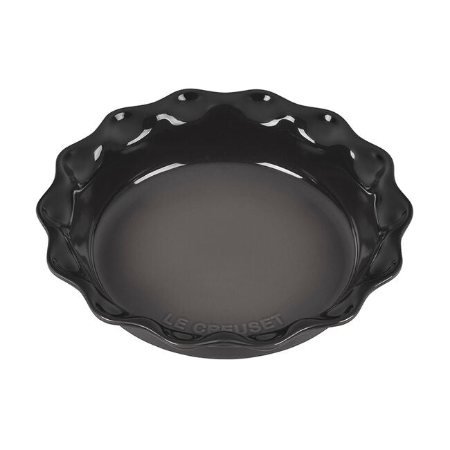 Le Creuset Heritage Pie Dish - 9.5 Inch Ceramic Baking Dish for Pies, Quiches & Tarts | Oven, Microwave & Freezer Safe | Perfect for Holiday Baking & Family Gatherings