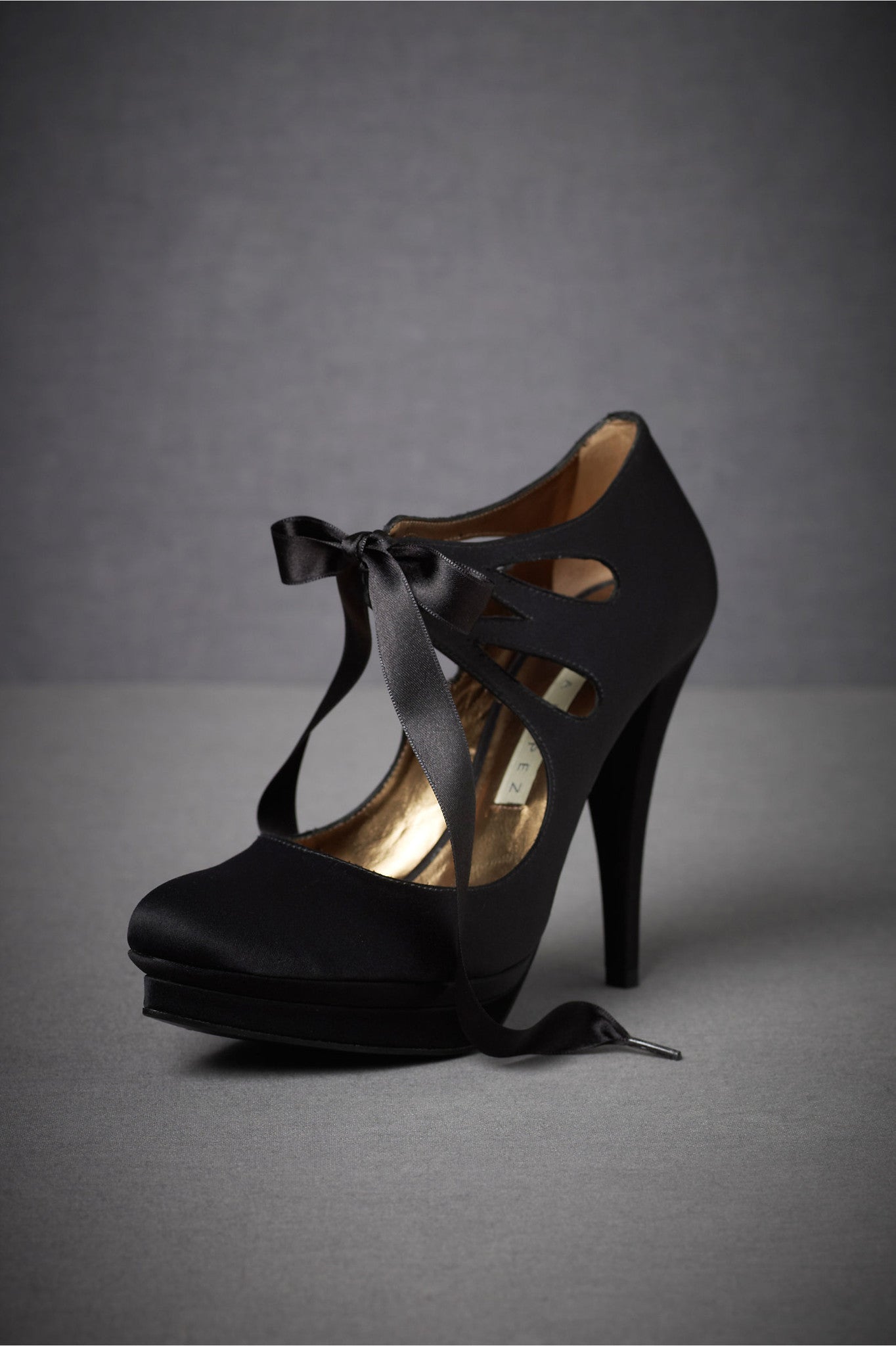 Stylish Bombshell Booties for Women - Trendy Chunky Heel Ankle Boots | Perfect for Fall Fashion, Night Out & Office Wear